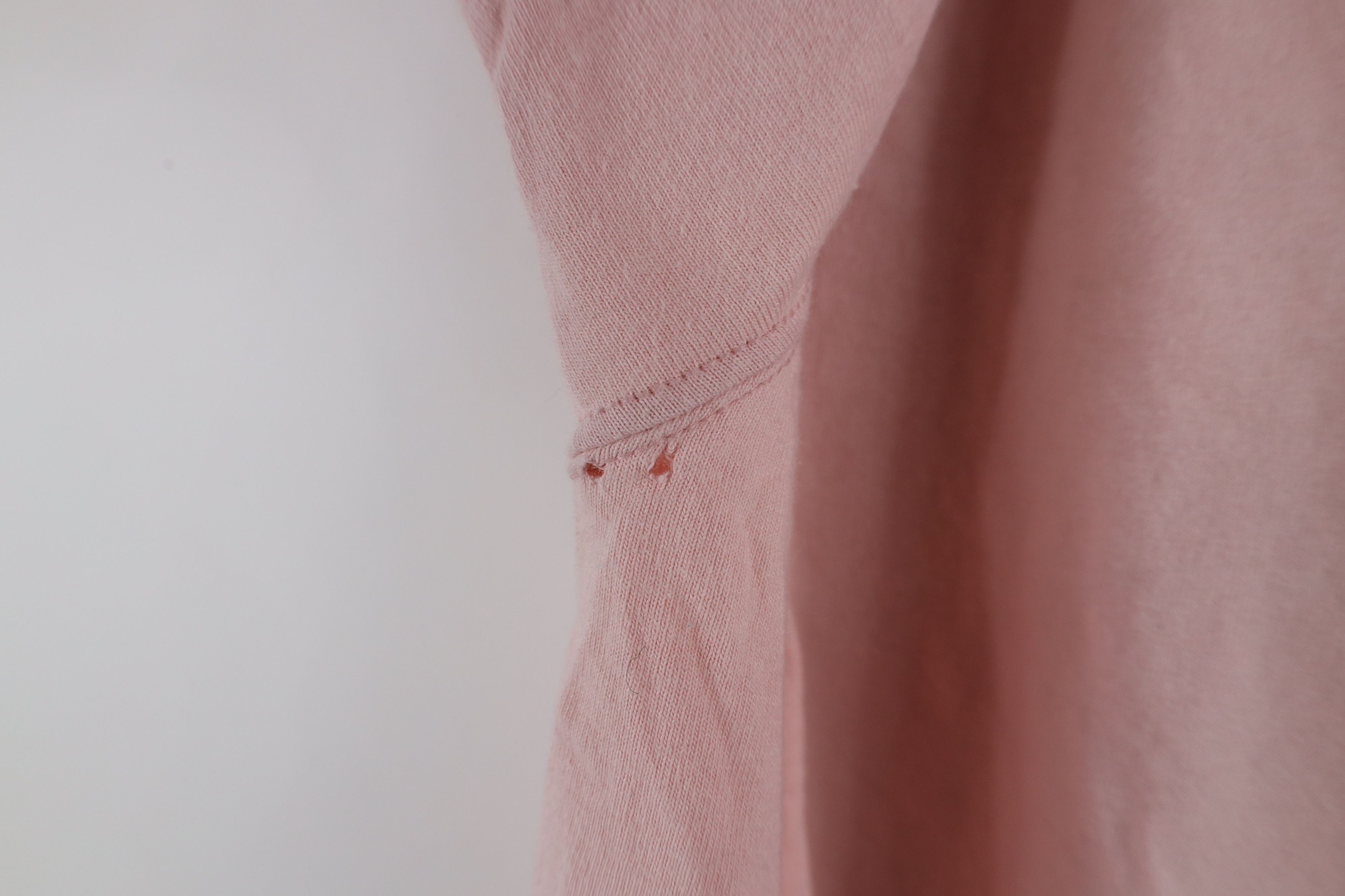 Russell Athletic × Vintage Vintage 90s Russell Athletic Blank Cotton T-Shirt Pink USA Size US M / EU 48-50 / 2 - 4 Thumbnail