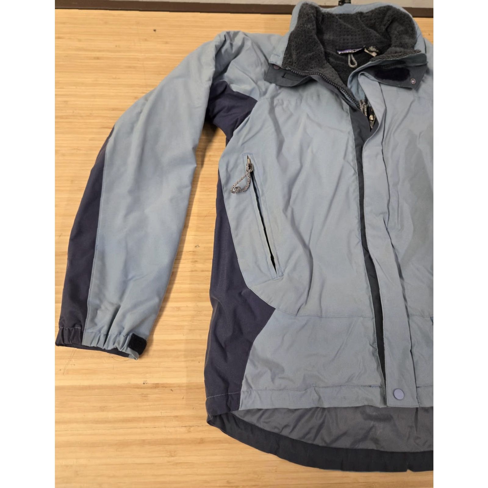 Patagonia VINTAGE Patagonia Jacket Womens Small Blue Gray Hooded Fleece Lined Outdoor Parka Coat Size S / US 4 / IT 40 - 4 Thumbnail