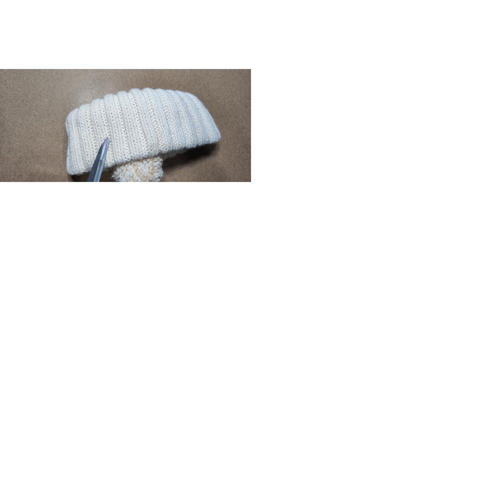 Napapijri Napapijri Beanie One Size White Wool Blend Knitted Pom Pom Norway Size ONE SIZE - 9 Thumbnail