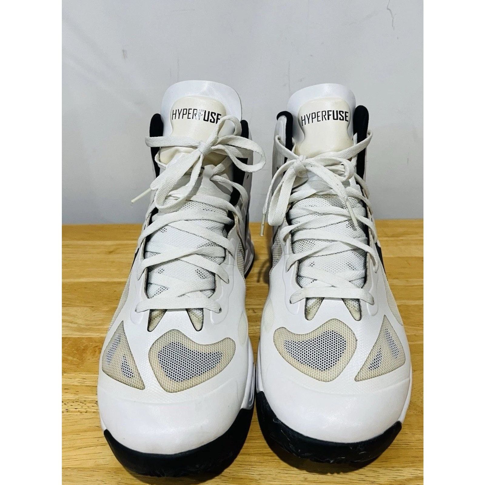 Nike Nike Hyperfuse White Black Basketball Athletic Men's Size 13 Size US 13 / EU 46 - 4 Thumbnail