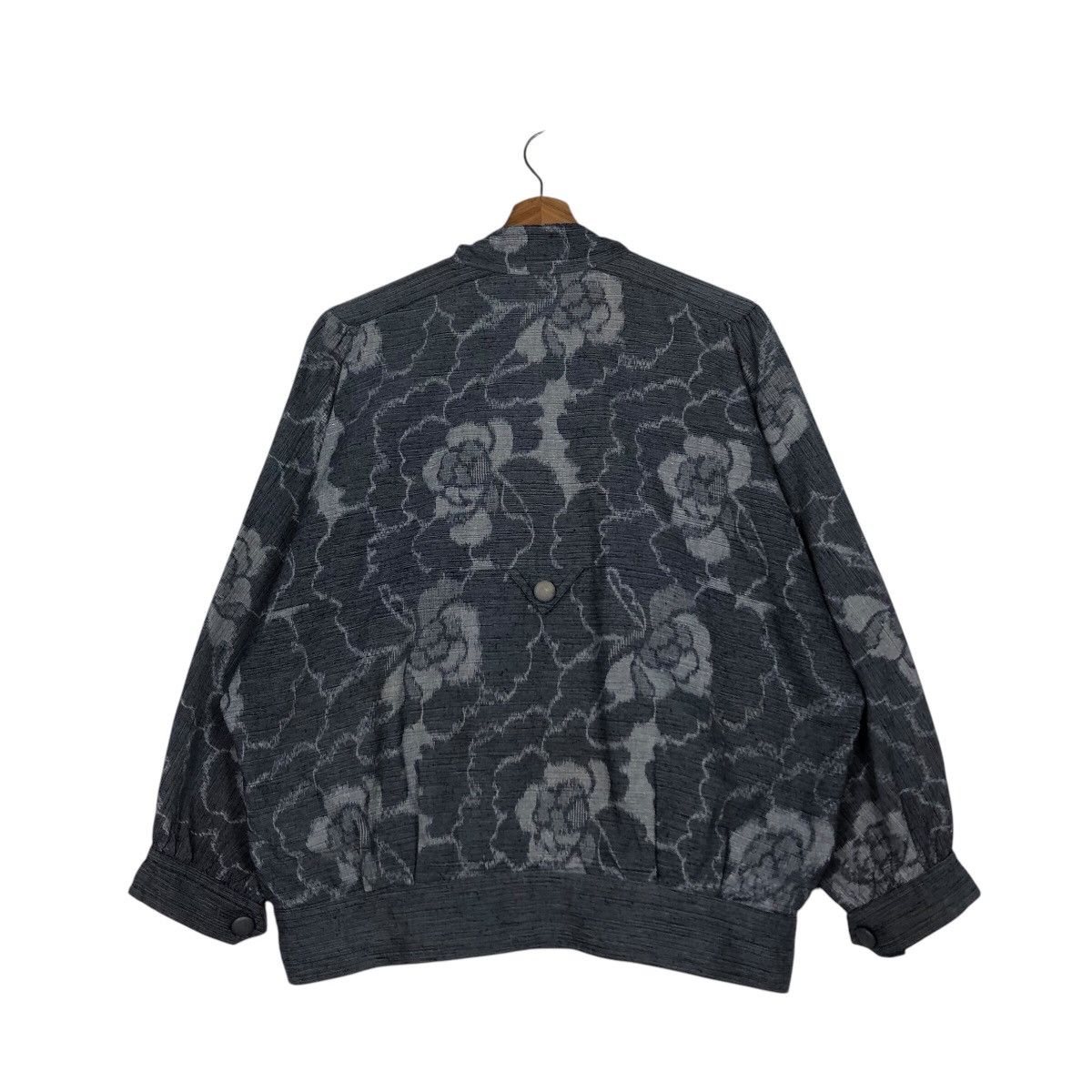 Issey Miyake 📌Vintage Bomber Jacket Quilted Flower Full Print Rich Grey Size US M / EU 48-50 / 2 - 9 Thumbnail