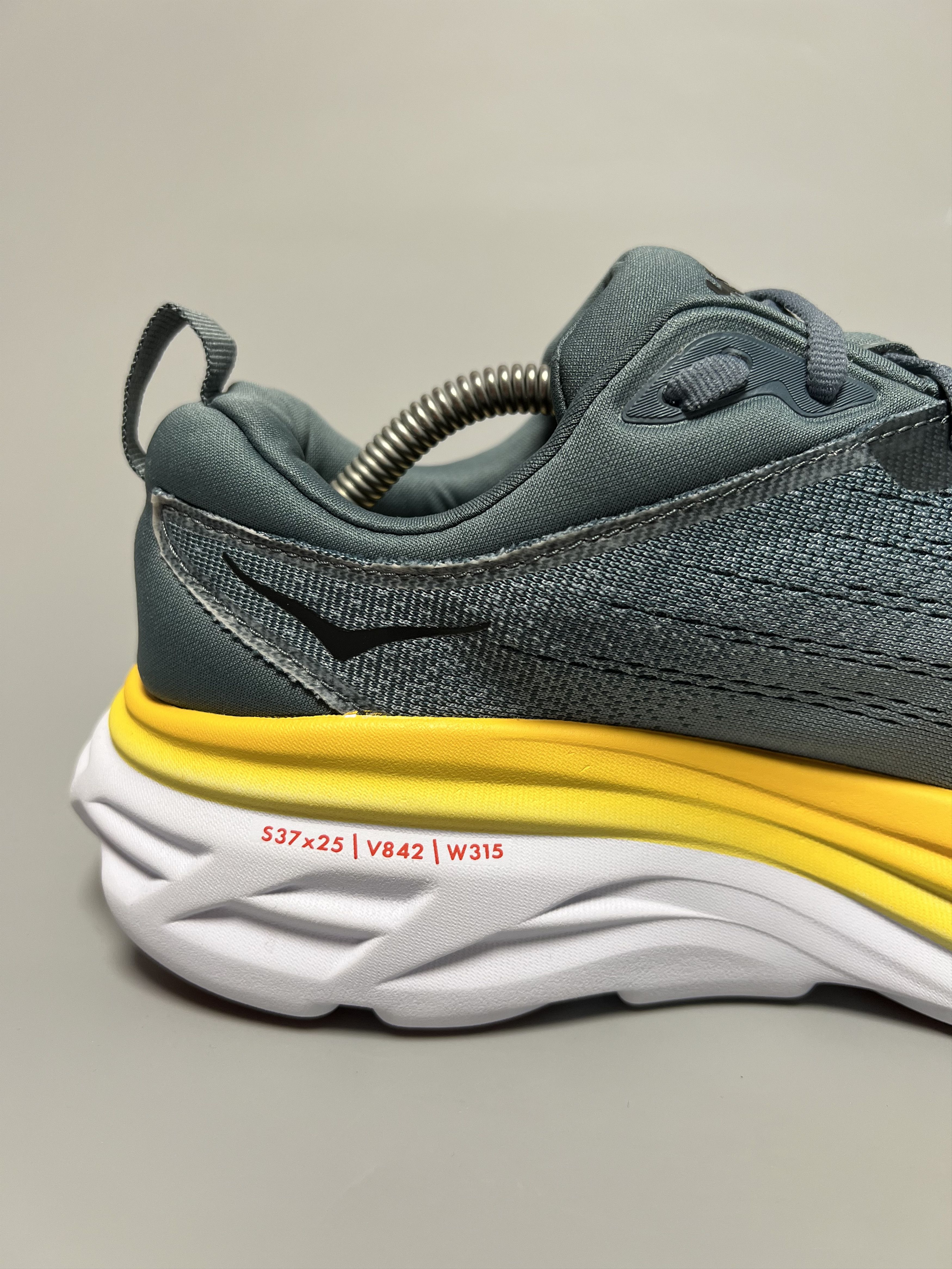 Hoka 8.5 EE Hoka One One Bondi 8 Wide Running Shoes Gym Walking Size US 8.5 / EU 41-42 - 6 Thumbnail