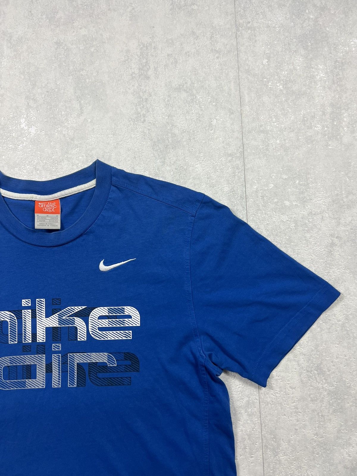 Nike 00’s NIKE AIR RETRO T-SHIRT BIG CENTRAL LOGO SWOOSH Y2K Size US M / EU 48-50 / 2 - 2 Thumbnail
