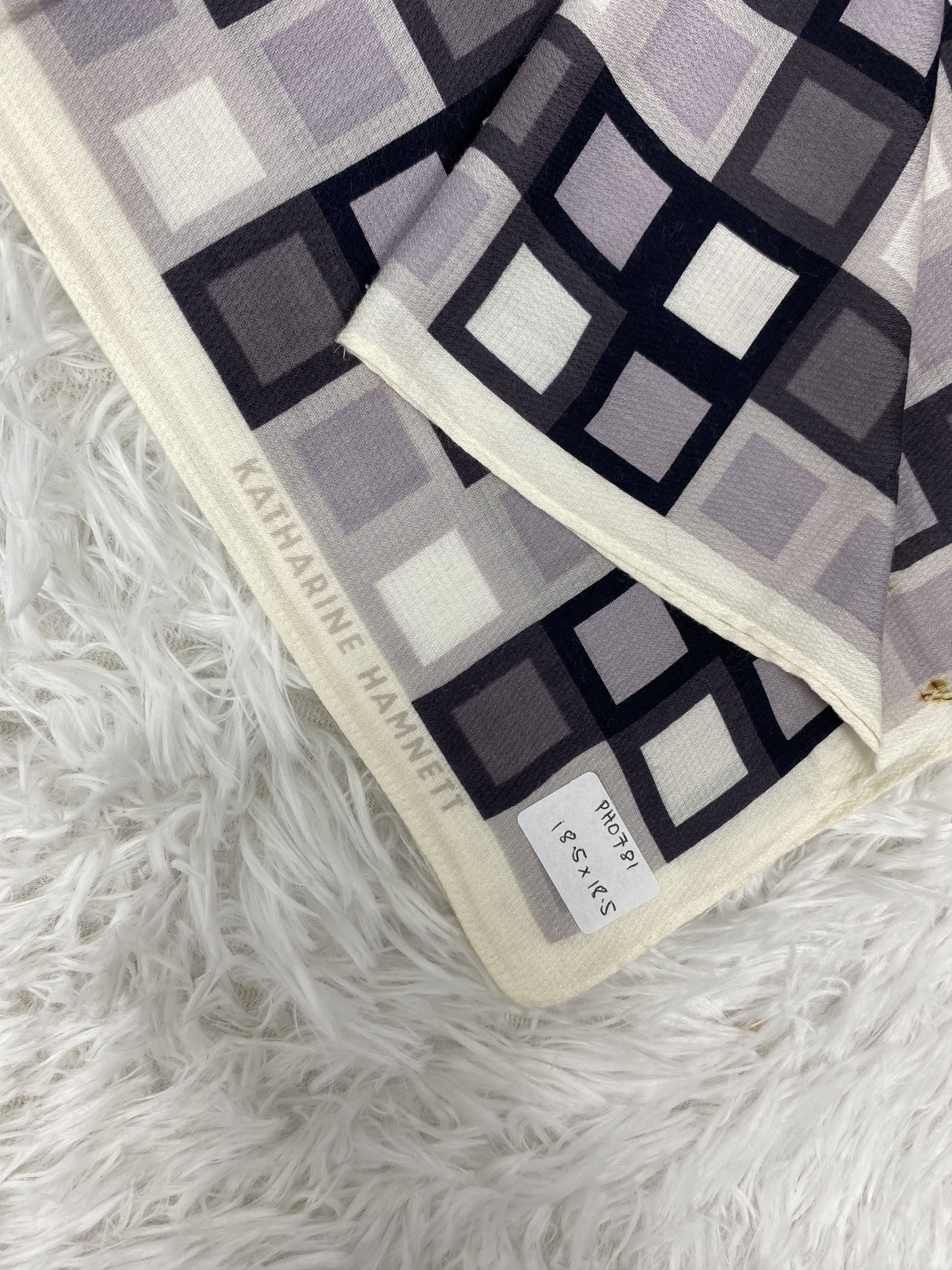 Katharine Hamnett London × Vintage Vintage Katharine Hamnett Handkerchief Neckerchief PH0781 Size ONE SIZE - 2 Thumbnail