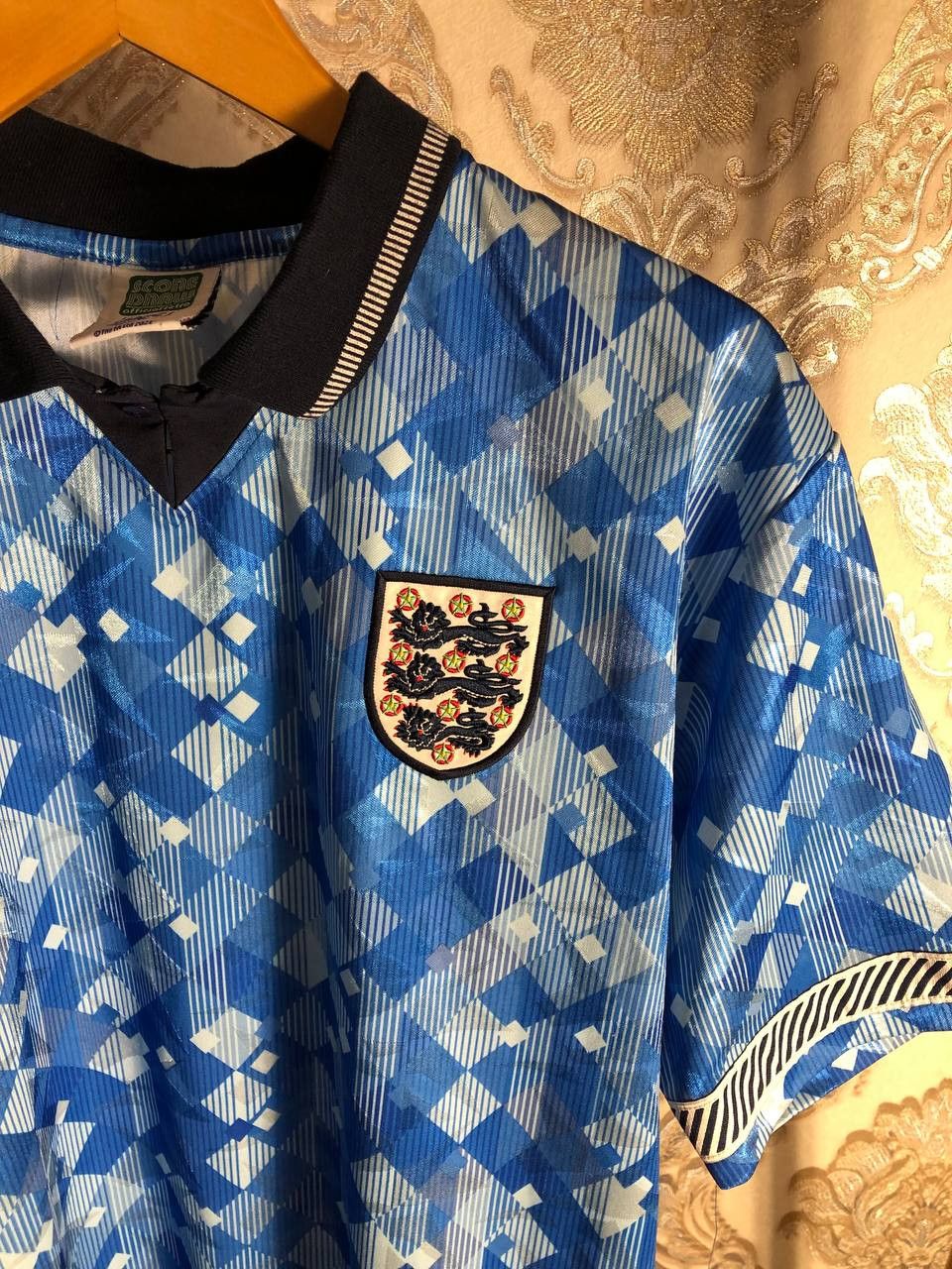 Vintage Very Rare England Retro Soccer Jersey Umbro Manchester 90s Size US L / EU 52-54 / 3 - 6 Thumbnail