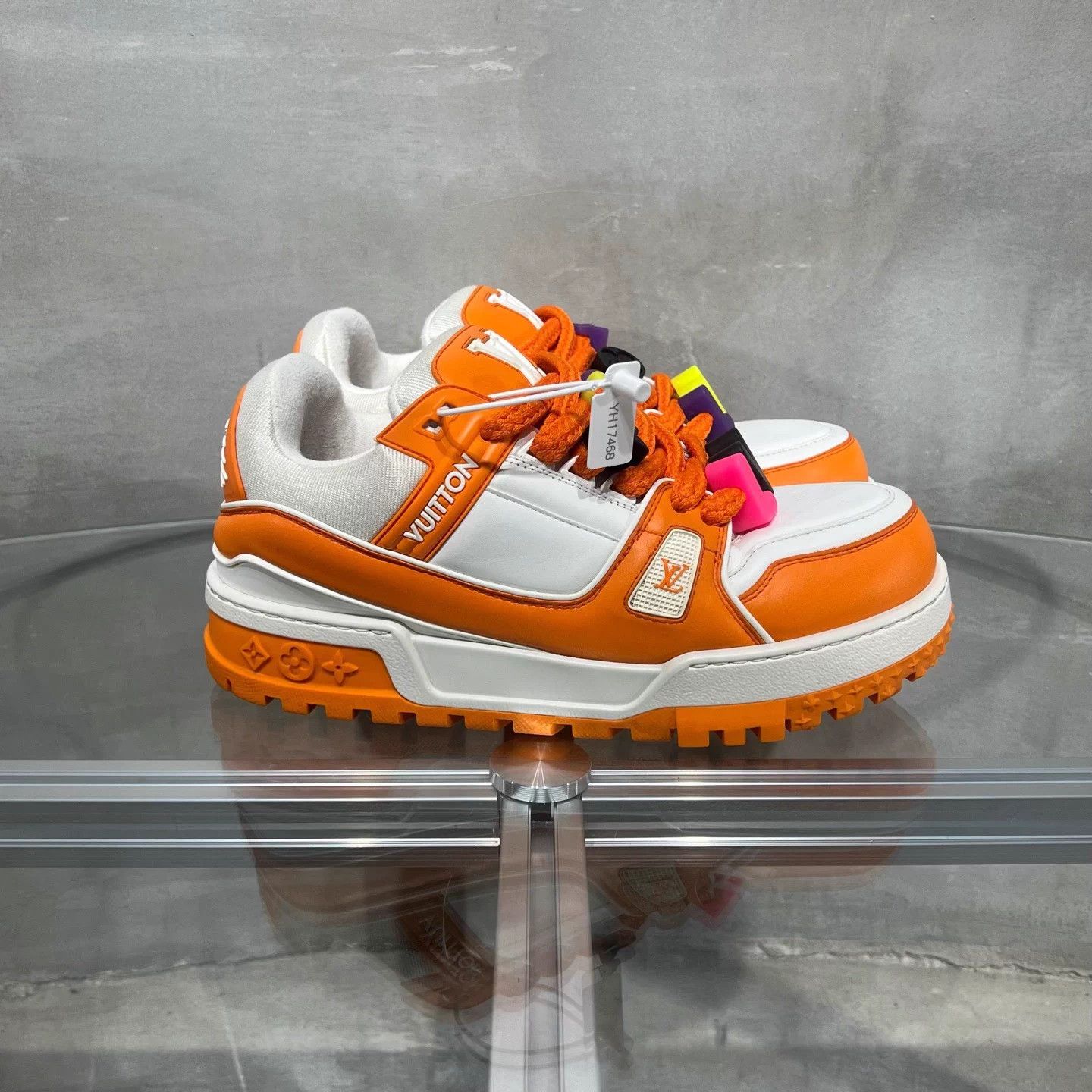 Louis Vuitton LV Trainer White Orange Pink UK8.5 42.5 Size US 8.5 / EU 41-42 - 4 Thumbnail