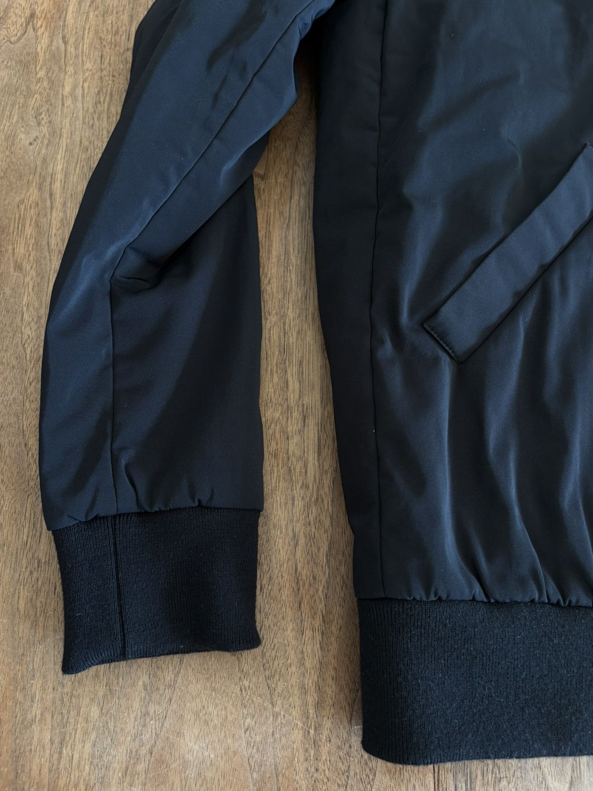 Thamanyah BNWT Bomber Size US S / EU 44-46 / 1 - 5 Thumbnail
