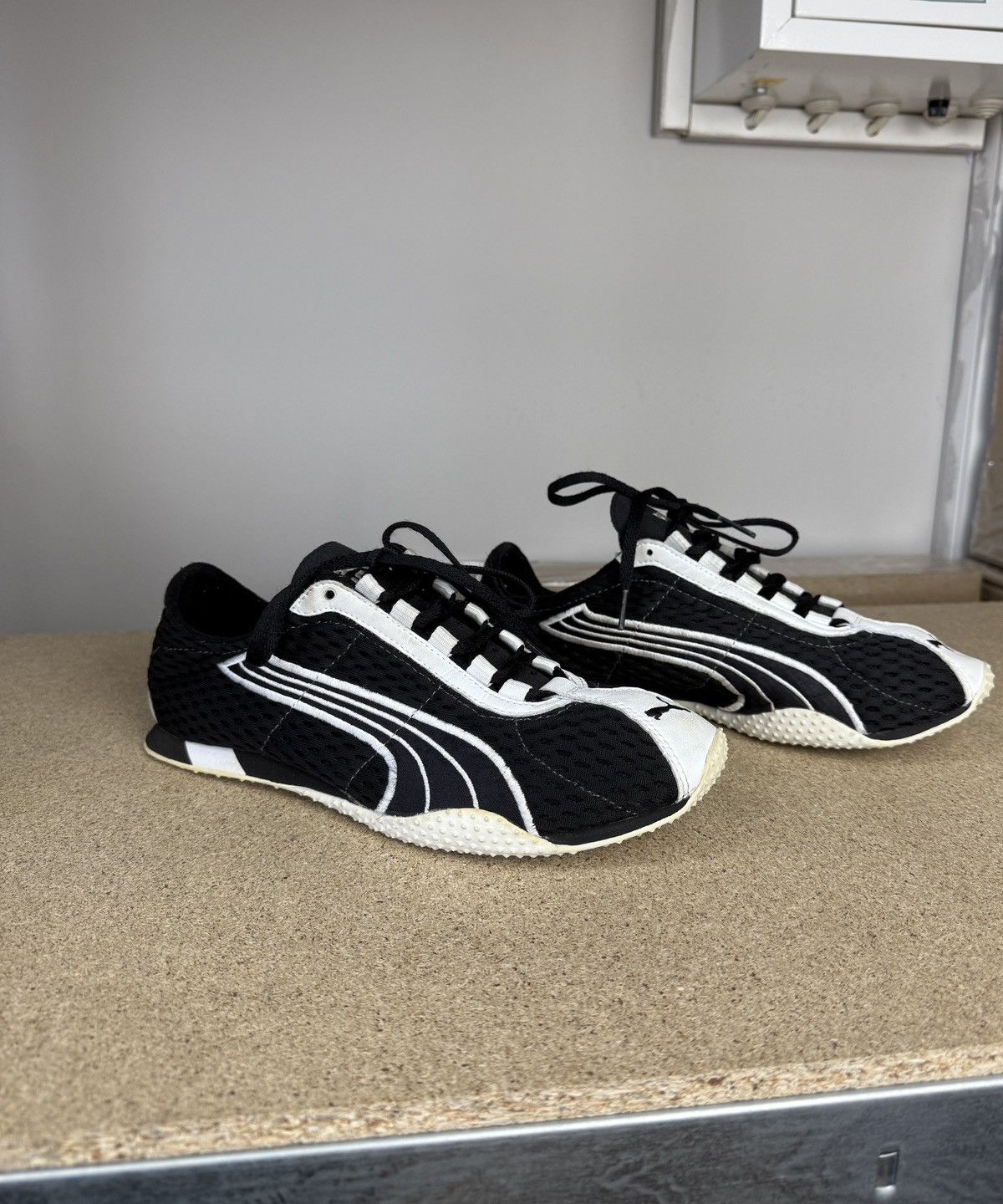 Puma 🇺🇸 Vintage 90s Puma SpeedCat Sneakers Rare Retro Hype Y2K Size US 7 / EU 40 - 2 Thumbnail