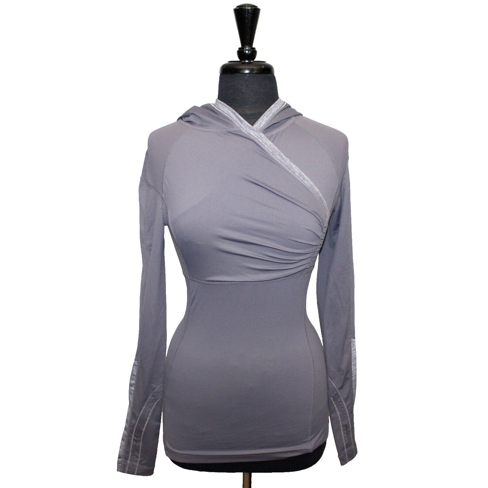 Lululemon LULULEMON Cross Train Hooded Pullover Gray Top Size XS Size XS / US 0-2 / IT 36-38 - 1 Thumbnail