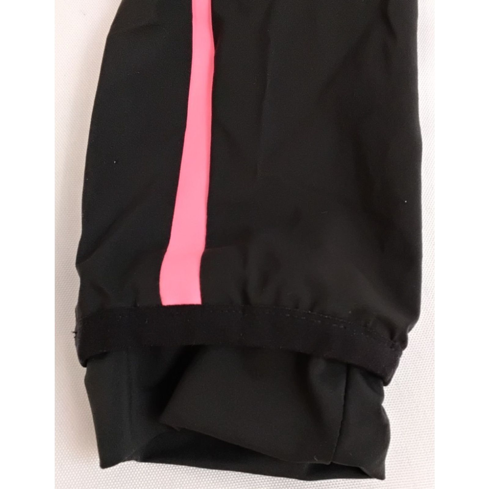 Rapha Rapha Cycling Jacket Women's S Black/Pink Lightweight Size S / US 4 / IT 40 - 9 Thumbnail