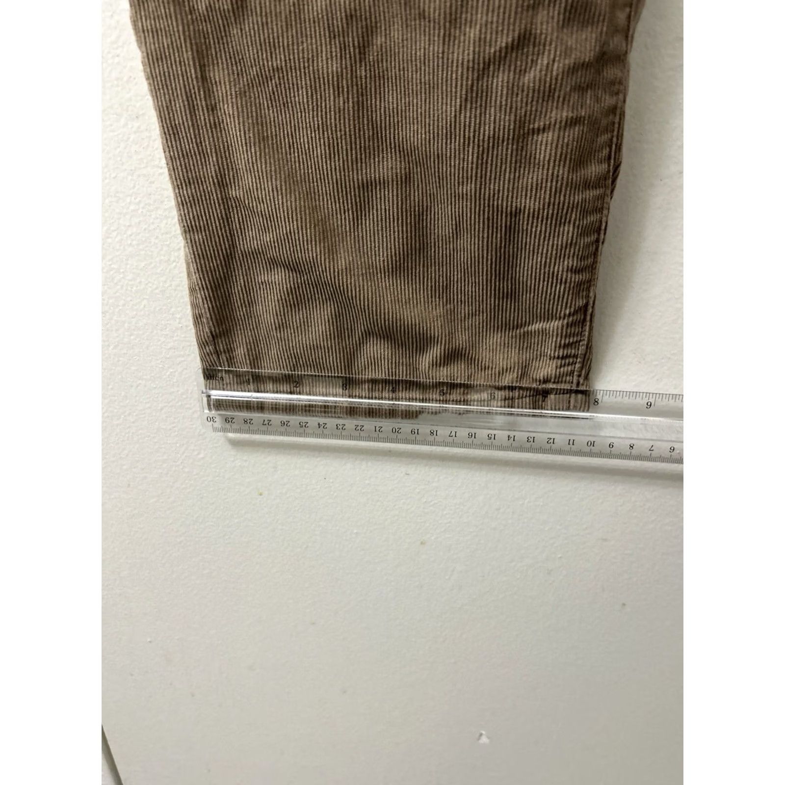 J.Crew 2. I've focused on the core keywords: "Corduroy," "J.Crew 1040," "Tan," "Relaxed Fit," "Pockets," "Mens Size 35/30," and "Classic Casual. Size US 35 - 5 Thumbnail