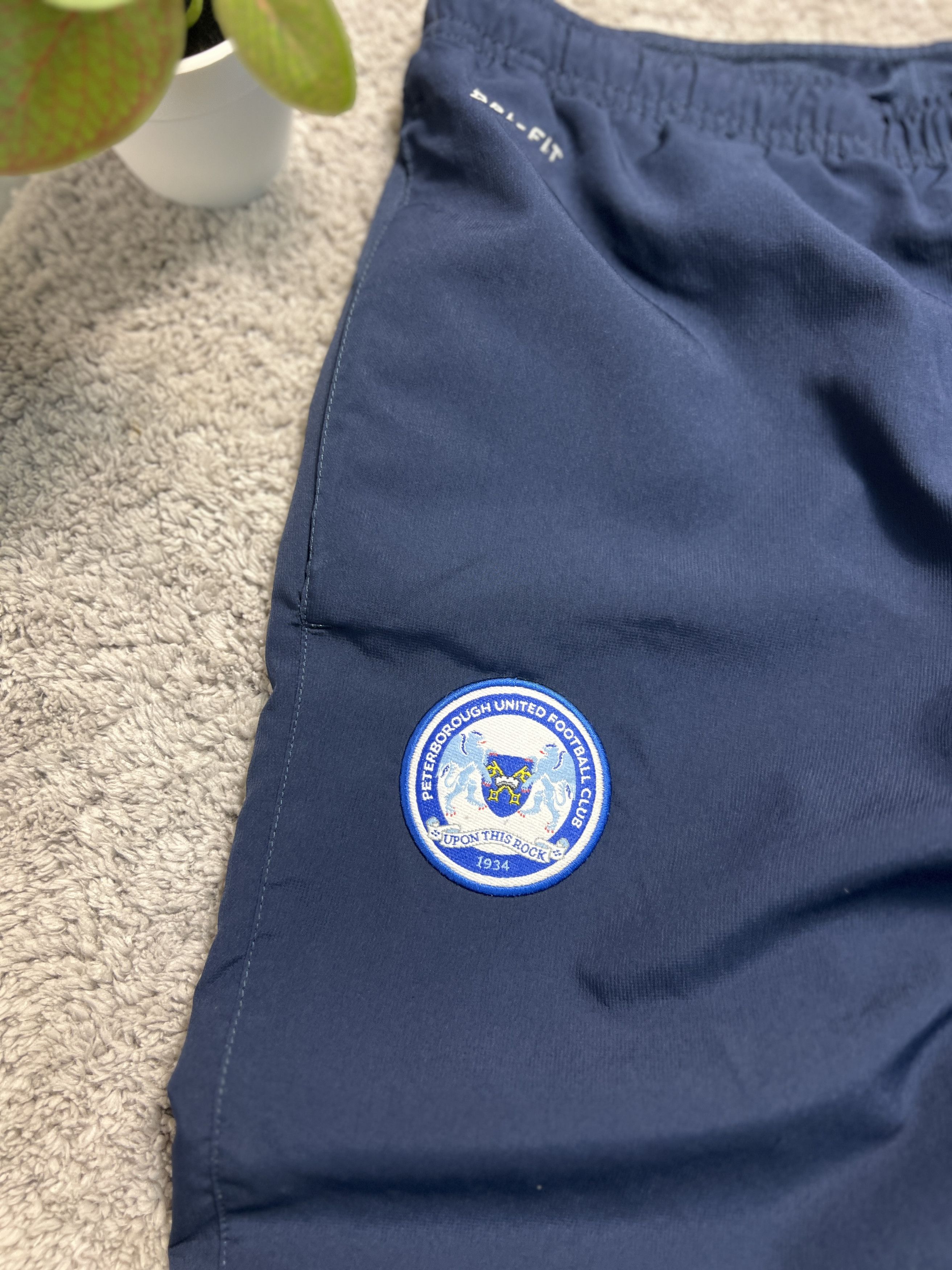 Nike × Vintage Vintage Nike track pants streetwear Size US 33 - 3 Thumbnail