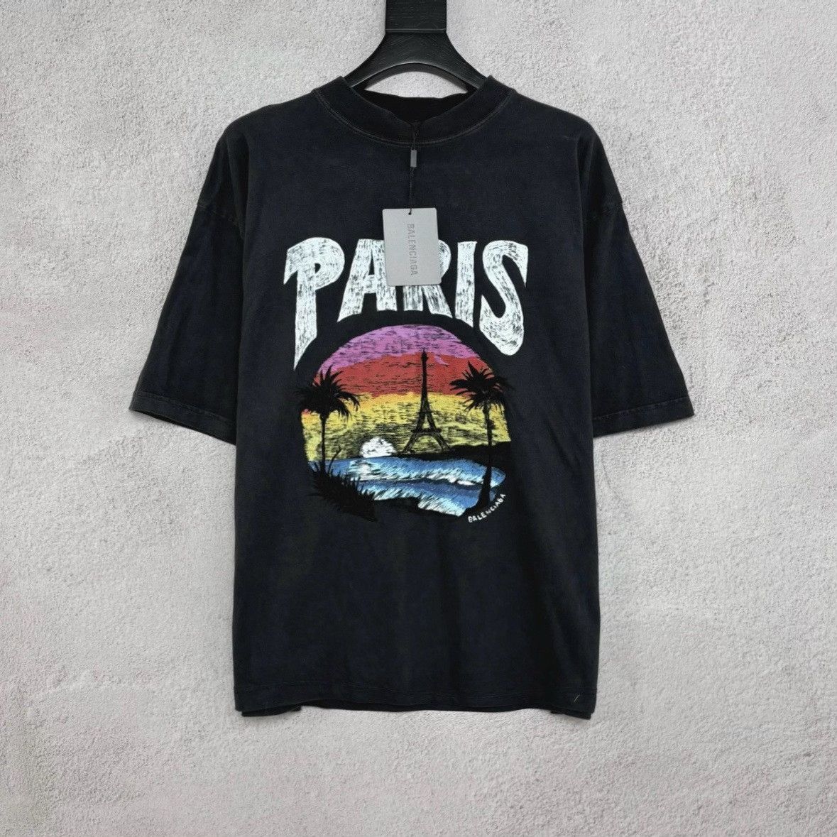 Balenciaga Balenciaga Retro Printed Black T-Shirt xs Men Size US XS / EU 42 / 0 - 1 Thumbnail