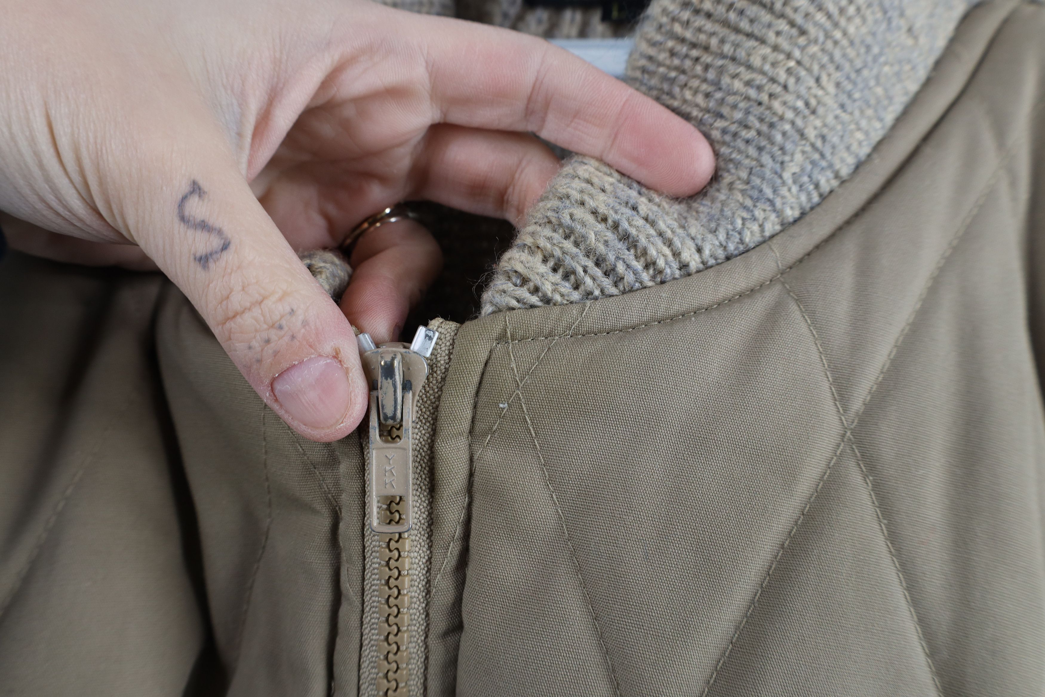 Vintage Vintage 60s 70s Streetwear Wool Ribbed Knit Sweater Jacket Size US L / EU 52-54 / 3 - 6 Thumbnail