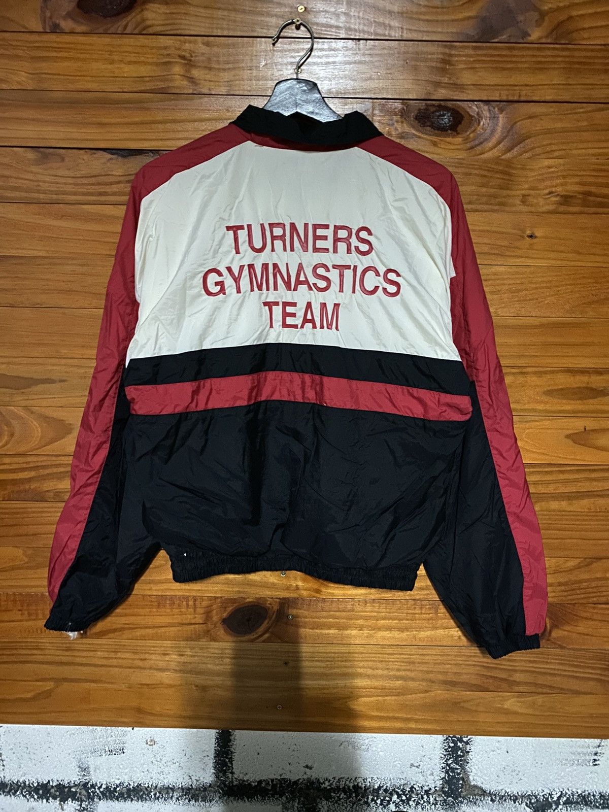 Vintage Vintage Hartwell Sports Turners Gymnastics Team Windbreaker Size US S / EU 44-46 / 1 - 9 Thumbnail