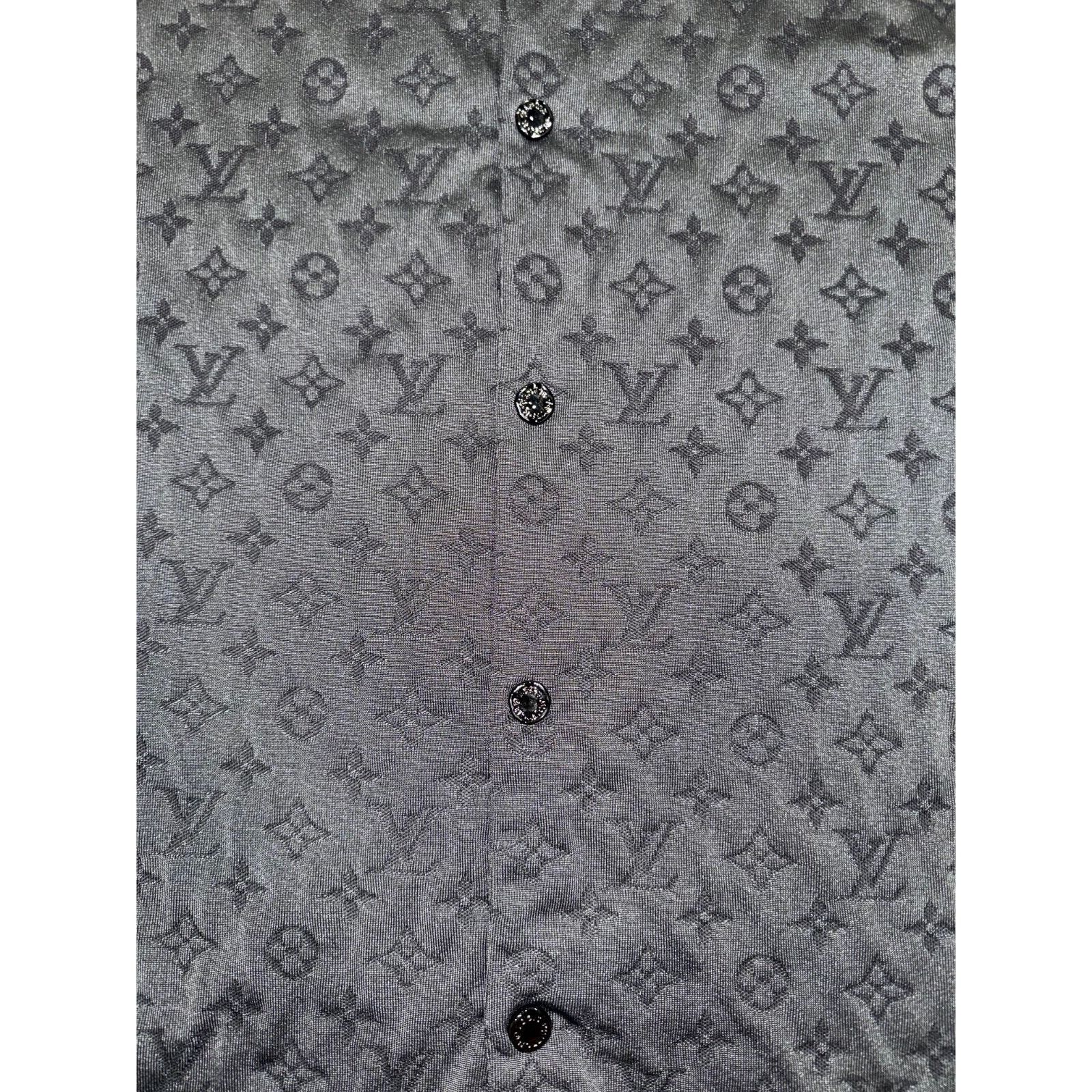 Louis Vuitton Louis Vuitton NBA Monogram Black Logo Buttoned Shirt Short Size US L / EU 52-54 / 3 - 8 Thumbnail