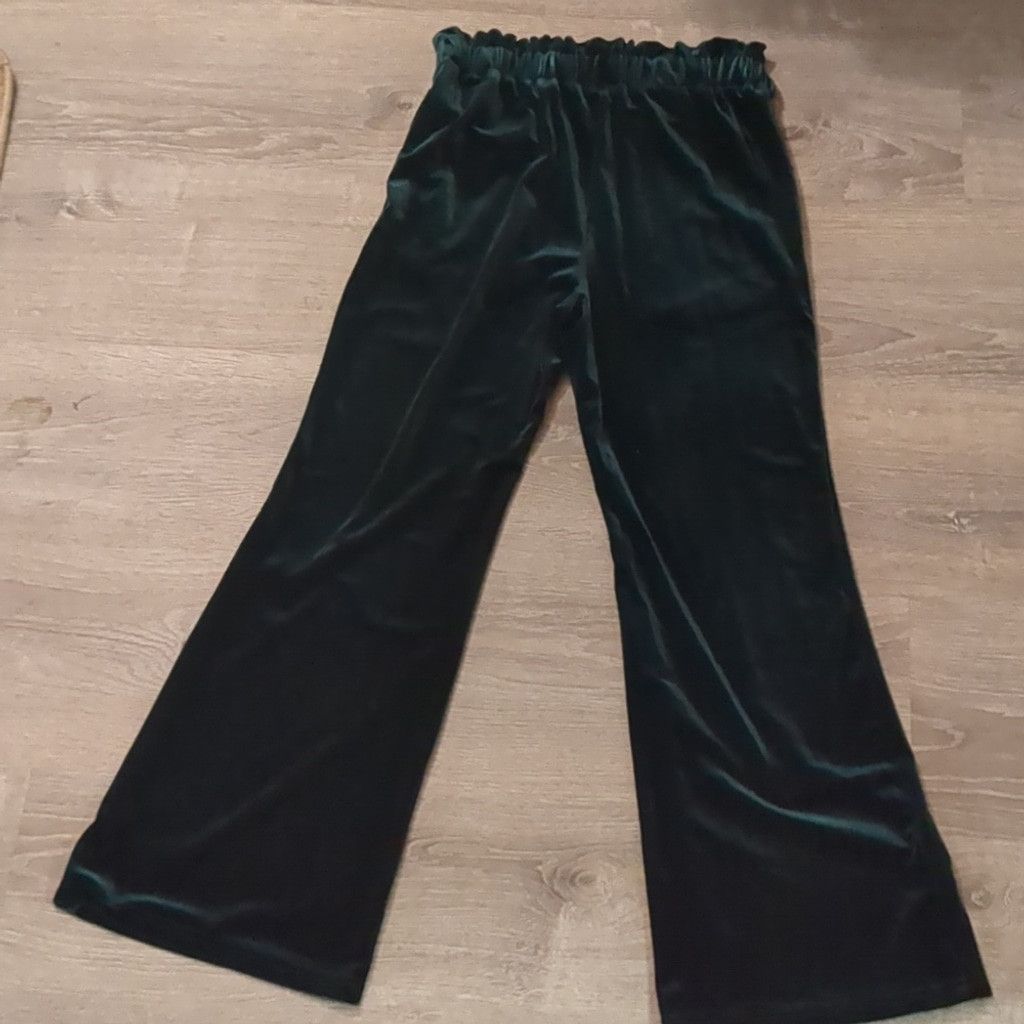 Other Allegra K green velour pants size small Size 26" / US 2 / IT 38 - 7 Thumbnail