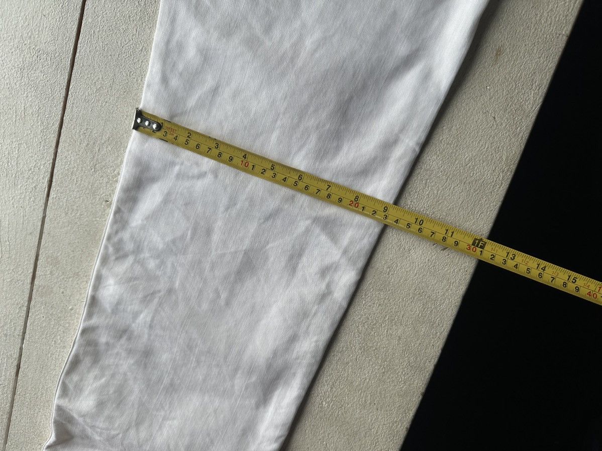 Giorgio Armani VNTG 🚨 BAGGY ARMANI JEANS LUXURY WHITE WITH LOGO PANTS Size US 31 - 20 Thumbnail