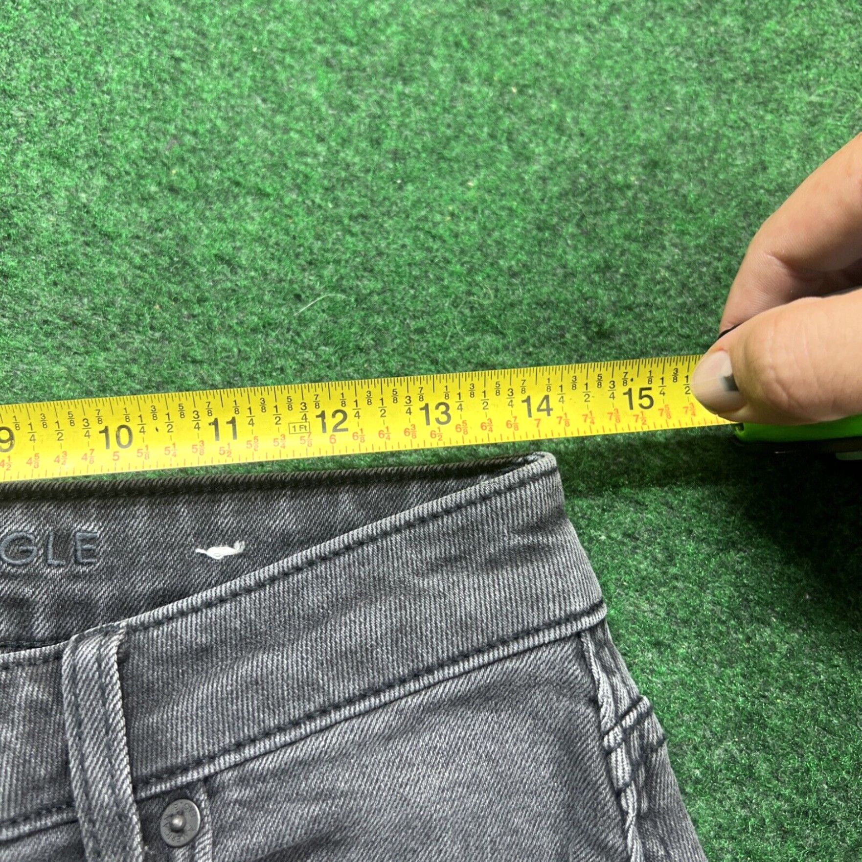 American Eagle Outfitters NWT American Eagle Baggy Mom Jeans Black Wash Sz 4 Regular Comfort Stretch Waist Size 27" / US 4 / IT 40 - 6 Thumbnail