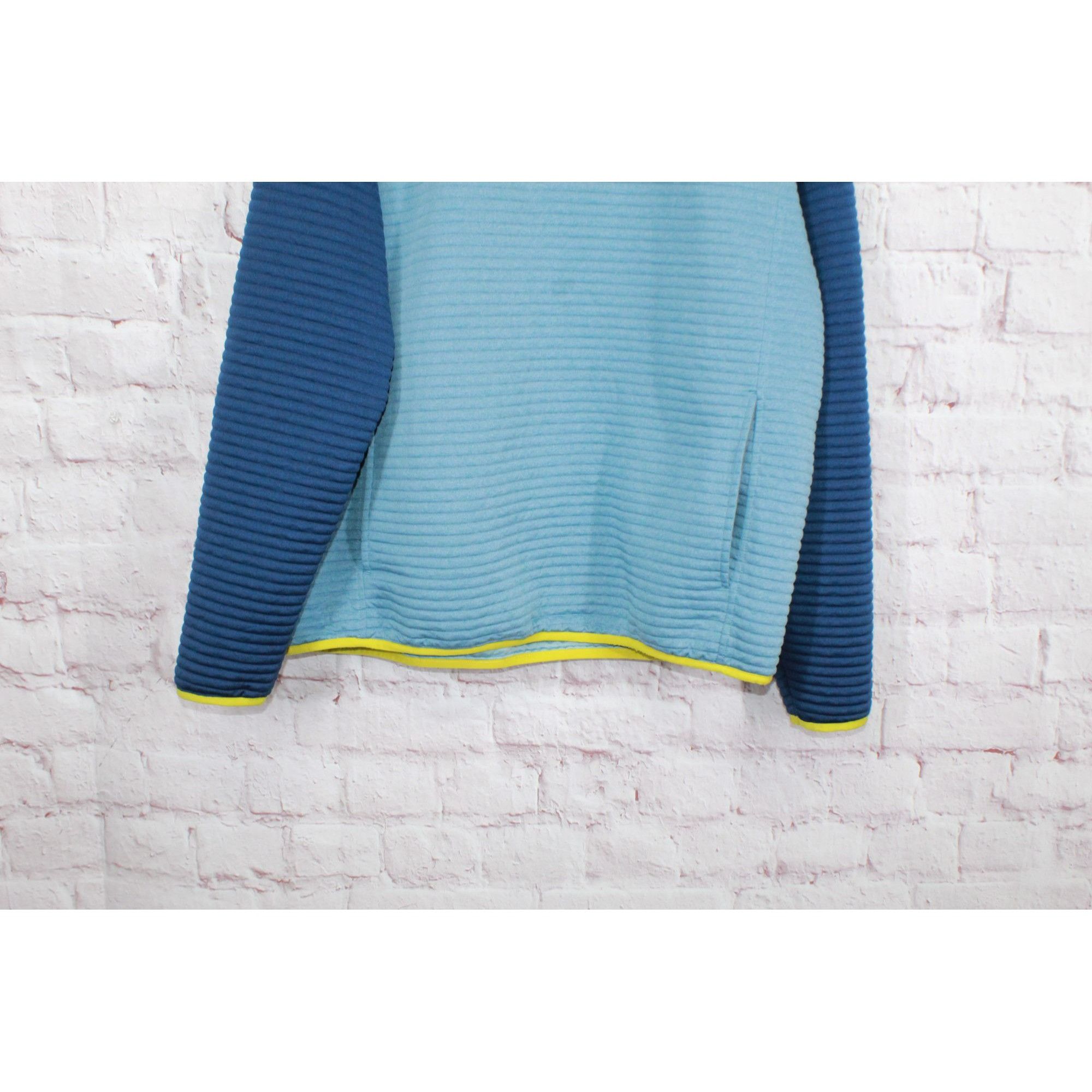 L.L. Bean LL Bean Men's Airlight Knit Pullover Colorblock Blue Size US L / EU 52-54 / 3 - 2 Thumbnail