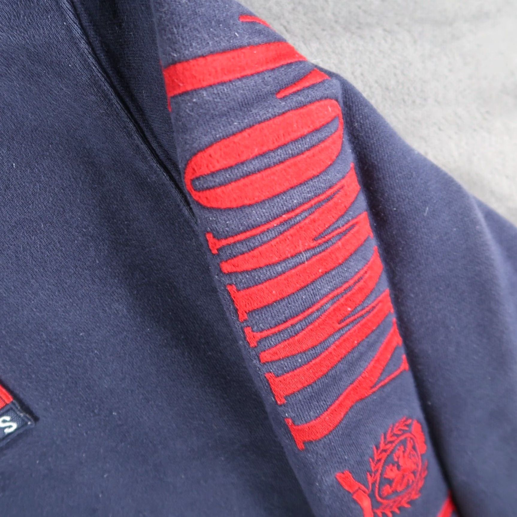Tommy Hilfiger VINTAGE Tommy Hilfiger Jeans Sweatshirt Hoodie Adult M Medium Blue Pullover Mens Size US M / EU 48-50 / 2 - 6 Thumbnail