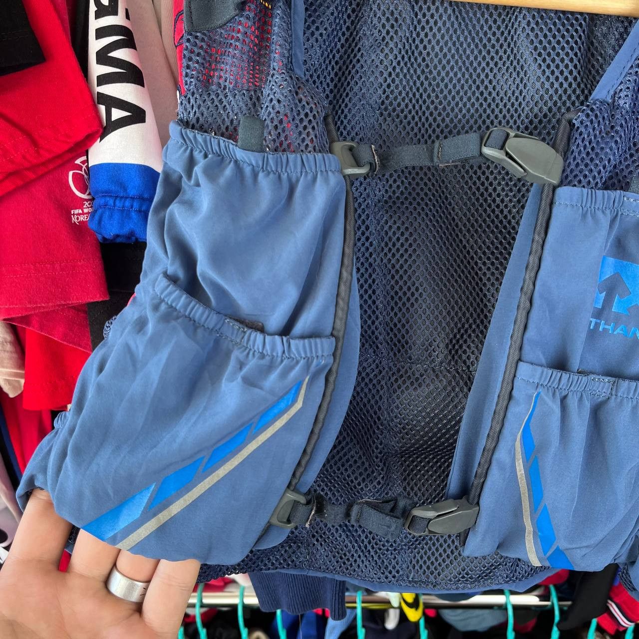 Other NATHAN Vaporzach 2.5L Storage Capacity Blue Running Vest Size US M / EU 48-50 / 2 - 7 Thumbnail