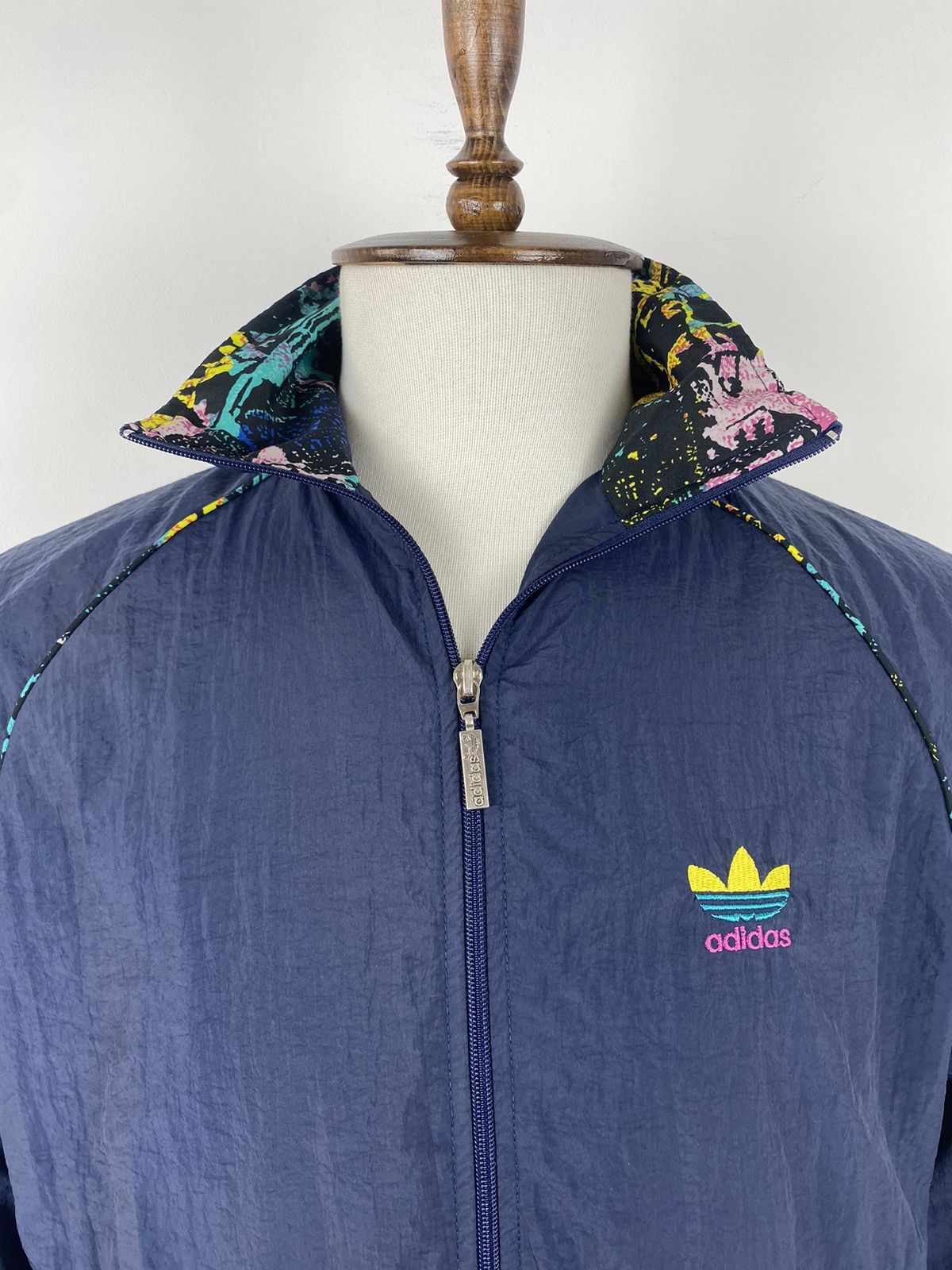 Adidas × Vintage Men’s Vintage Adidas Track Top Jacket size 38/40 M/L Size US M / EU 48-50 / 2 - 5 Thumbnail