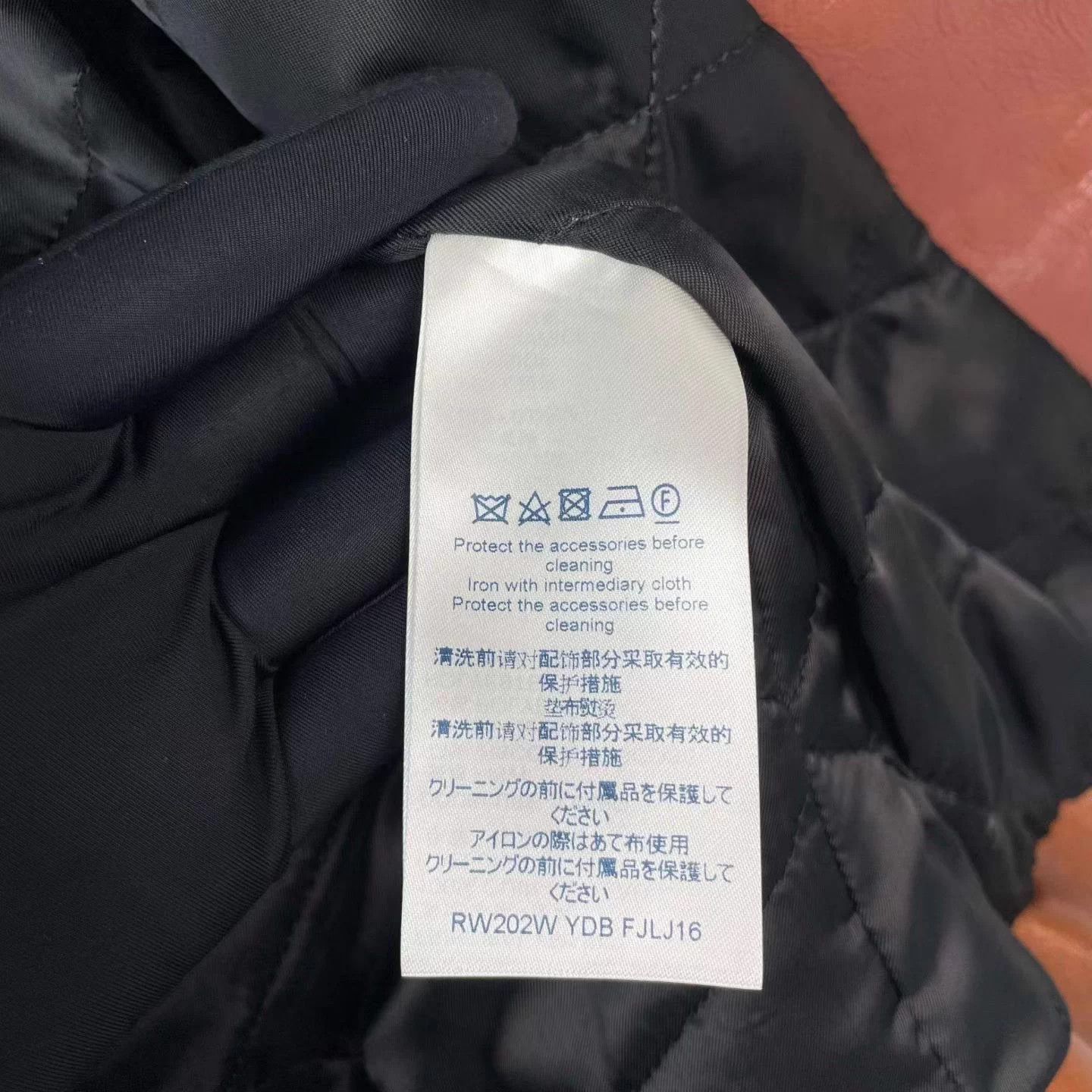 Louis Vuitton Louis Vuitton 34 jacket Size XS / US 0-2 / IT 36-38 - 5 Thumbnail