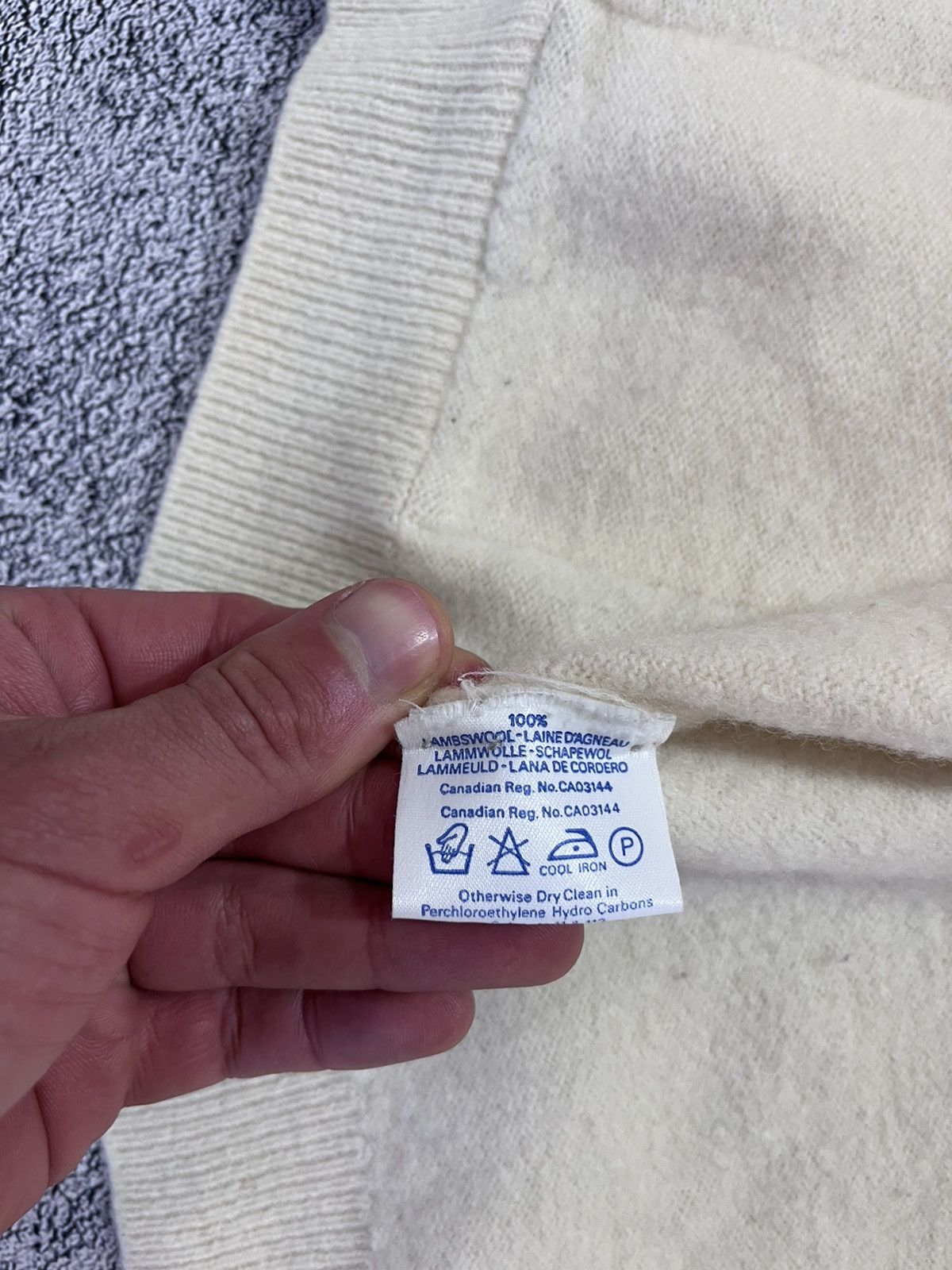 Burberry Burberrys Lambswool Cardigan Vintage Size 40 Logo Buttons Size S / US 4 / IT 40 - 9 Thumbnail