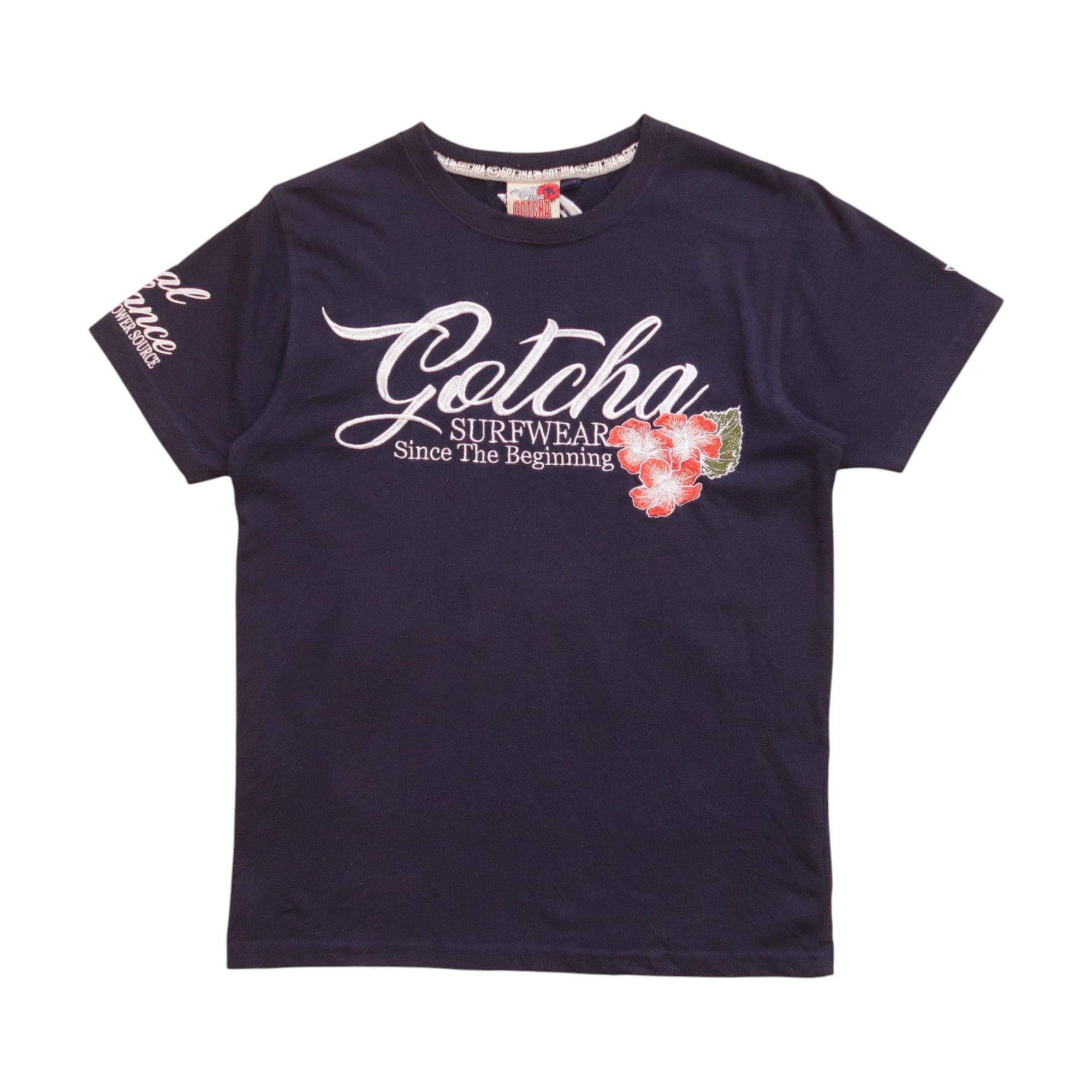 Japanese Brand 2000s Gotcha Surf Full Embroidered T-Shirt Size US S / EU 44-46 / 1 - 1 Thumbnail
