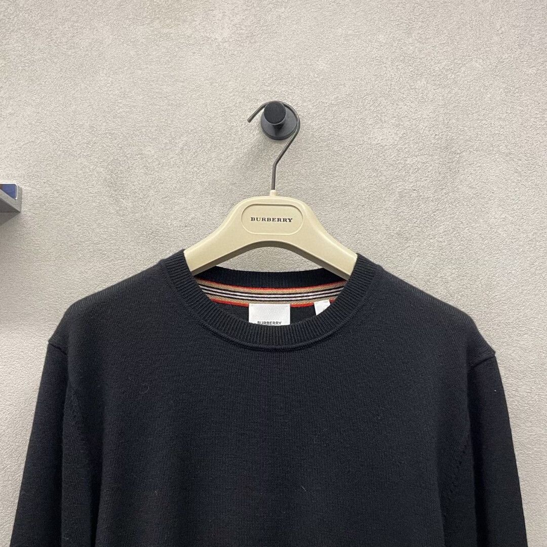 Burberry burberry black knit top size 180/92A Size US M / EU 48-50 / 2 - 4 Thumbnail