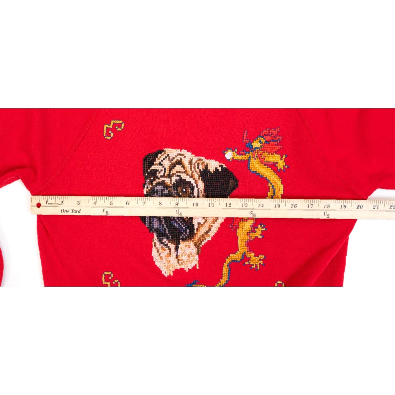 Jerzees VINTAGE Jerzees Sweatshirt Women XL Red Crew Neck Pug Dragon Embroidered Fleece 90s Vintage Dog USA Figurative Art Cozy Pullover Size XL / US 12-14 / IT 48-50 - 6 Thumbnail