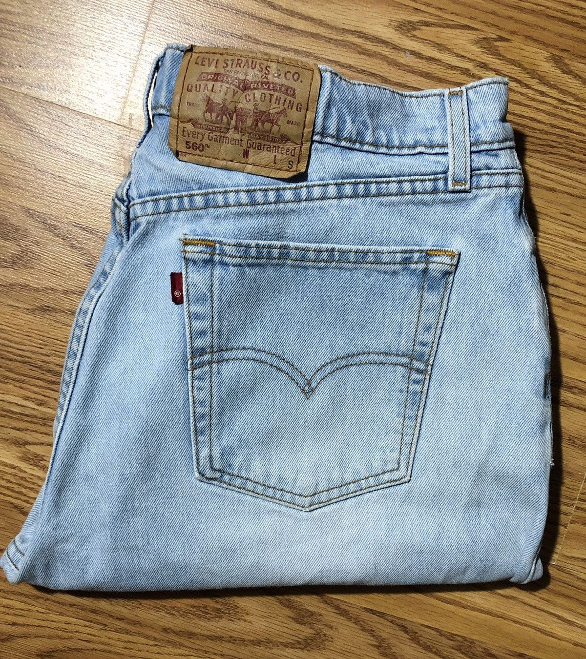Levi's × Vintage Vintage Levi’s 560 US Made Loose Fit Denim Jeans Size 16 Size 38" / US 16 / IT 52 - 9 Thumbnail