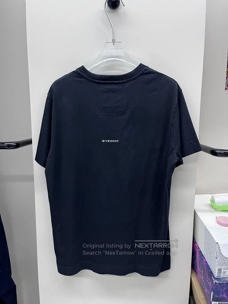 Other Givenchy Black Short Sleeve Size US S / EU 44-46 / 1 - 1 Thumbnail
