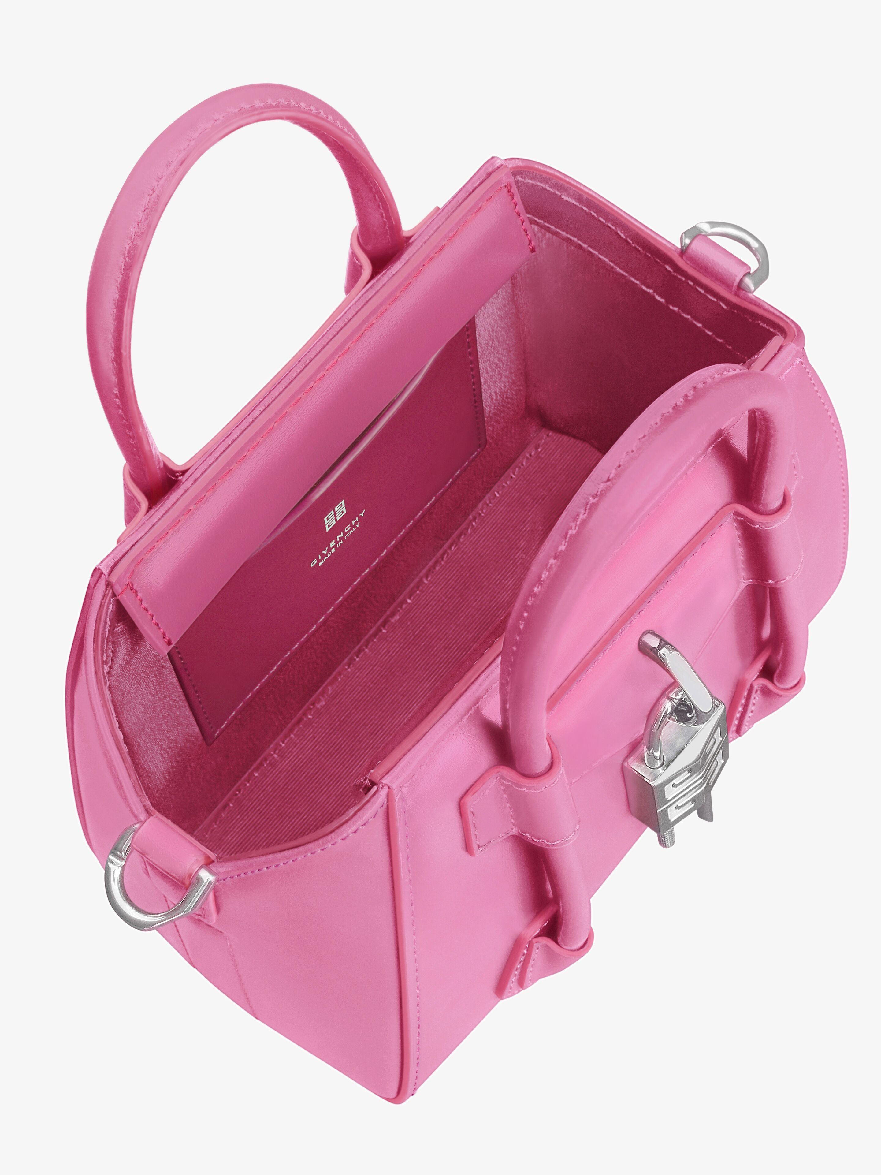 Givenchy oc11z0725 Size: OS / Antigona Lock Bag in Lipstick Pink Size ONE SIZE - 6 Thumbnail
