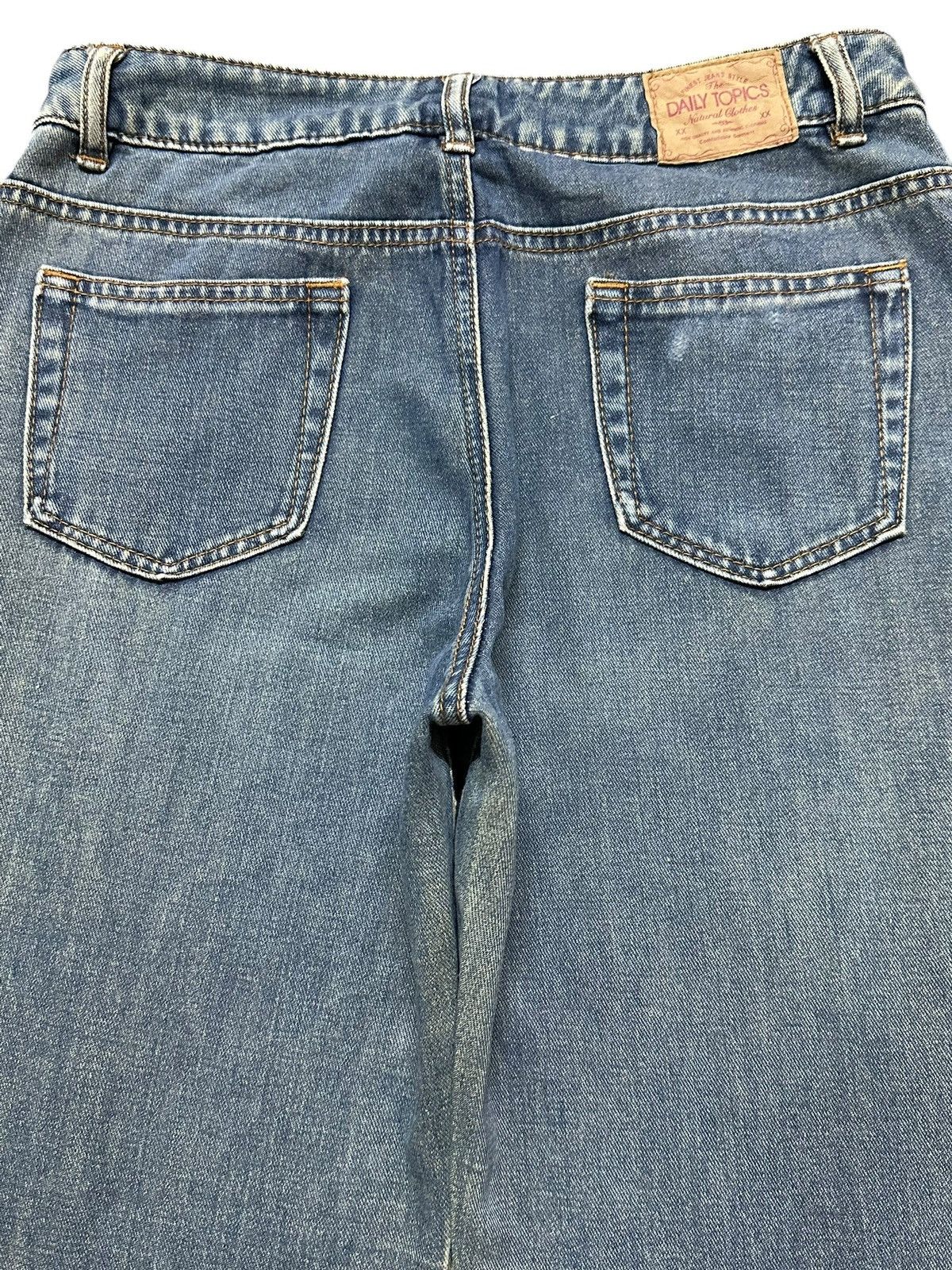 Japanese Brand Vintage Japanese Brand Mud Wash Faded Wide Leg Bootcut Jeans Size US 29 - 5 Thumbnail