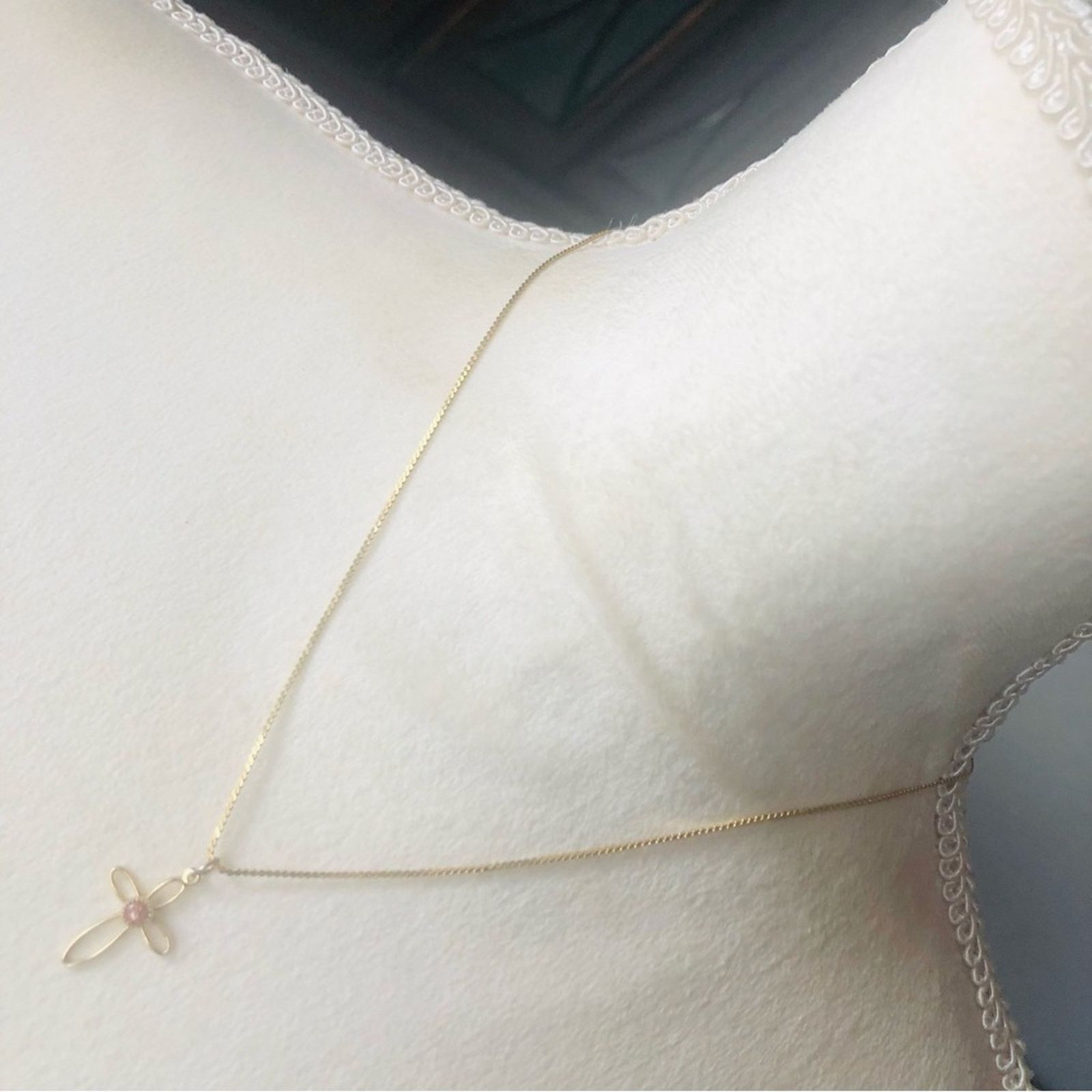 Vintage Vintage genuine goldstone cross pendant on chain necklace Size ONE SIZE - 2 Thumbnail