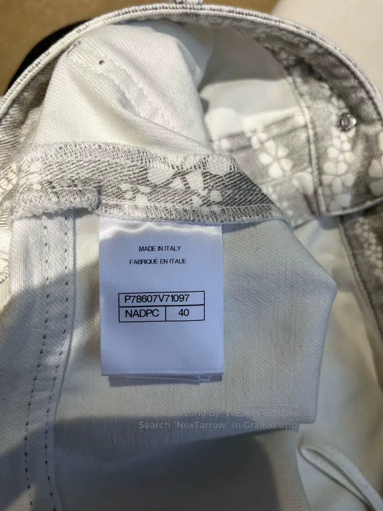 Chanel Chanel 25M Grey Printed Denim Shorts Size 26" / US 2 / IT 38 - 5 Thumbnail