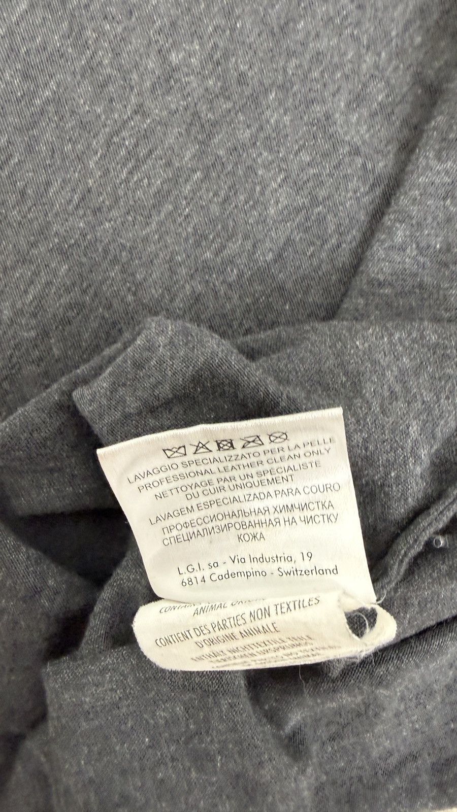 Gucci Gucci Rare Leather Pocket T Shirt Size US XL / EU 56 / 4 - 8 Thumbnail