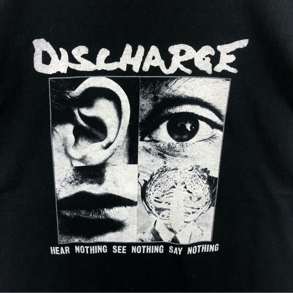 Band Tees × Vintage Pick!! Vtg Y2K Discharge Hear Nothing hardcore punk Tshirt Size US XL / EU 56 / 4 - 8 Thumbnail