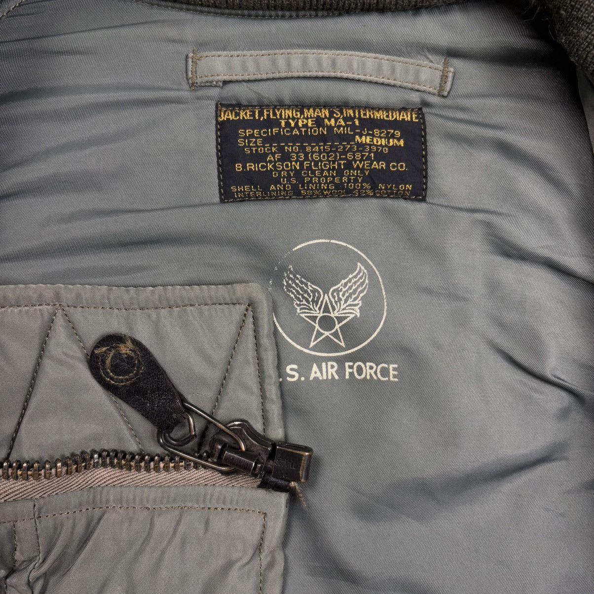 Buzz Rickson's Vintage Buzz ricksons Ma-1 flight Bomber jacket Size US M / EU 48-50 / 2 - 7 Thumbnail