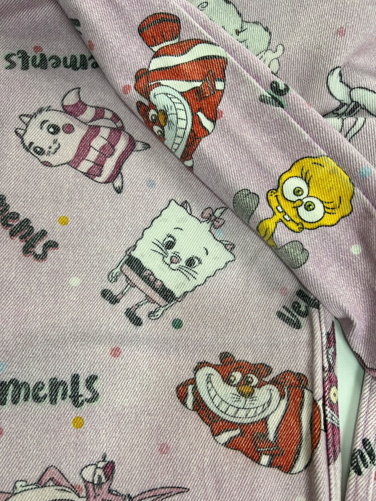 Vetements VETEMENTS SS20 RUNWAY COMIC CLUSTERFUCK JEANS IN PINK SZ:XS Size US 31 - 4 Thumbnail