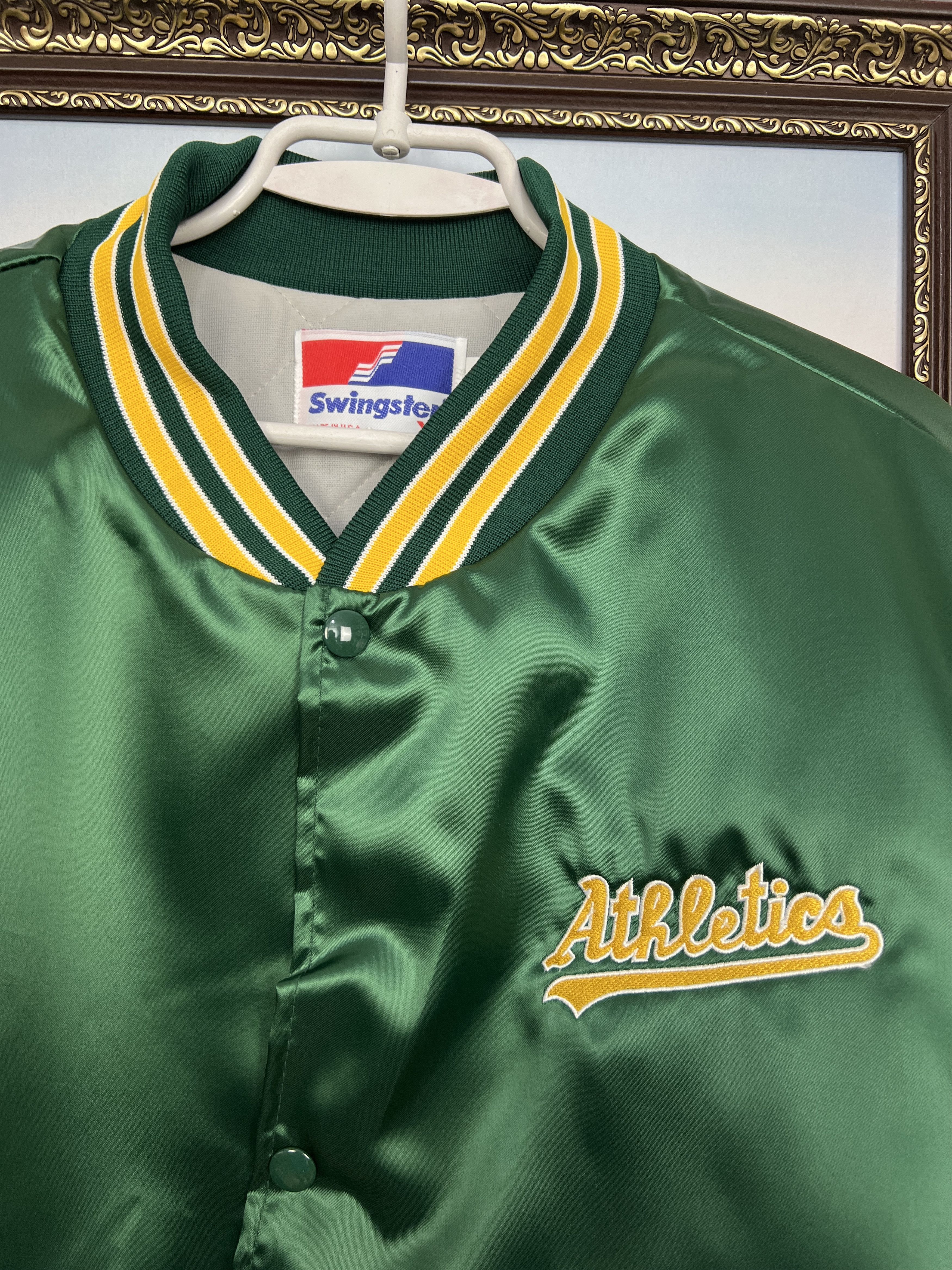 Vintage Vintage 90's Oakland Athletics Jacket MLB Satin Bomber Size US L / EU 52-54 / 3 - 4 Thumbnail