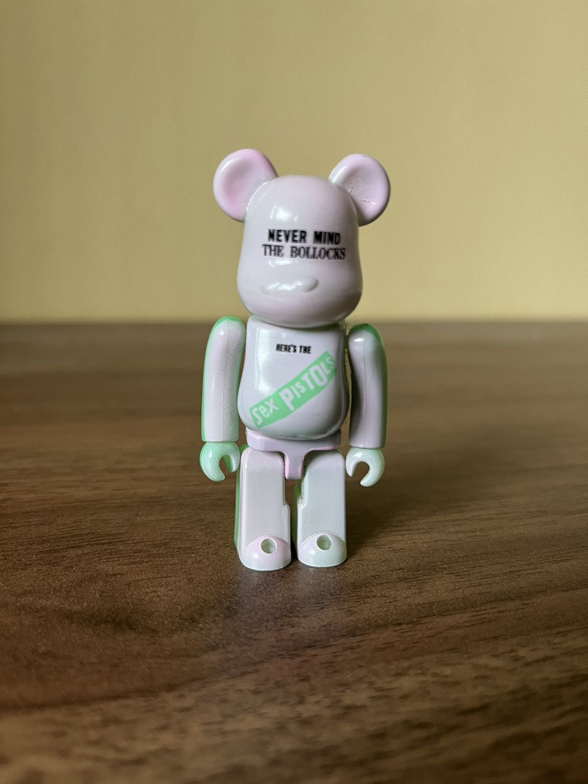 Bearbrick X Sex Pistol Nevermind The Bollocks 2014