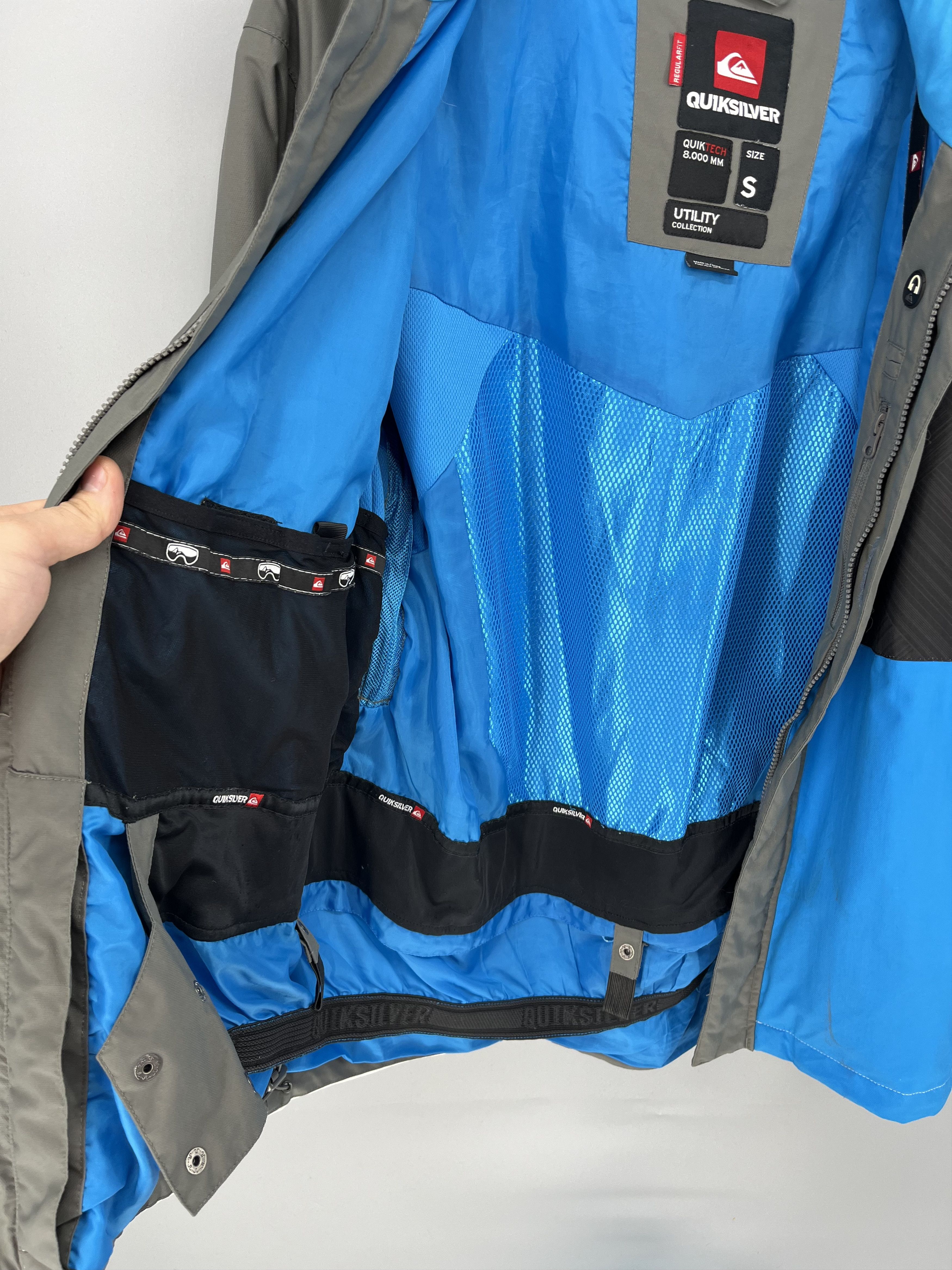 Quiksilver Quiksilver Utility Reg Fit Quicktech 8k Snowboard Ski Jacket Size US S / EU 44-46 / 1 - 19 Thumbnail