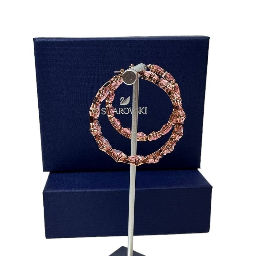 Swarovski Swarovski Ortyx hoop earrings Triangle cut, Pink Size ONE SIZE - 3 Thumbnail