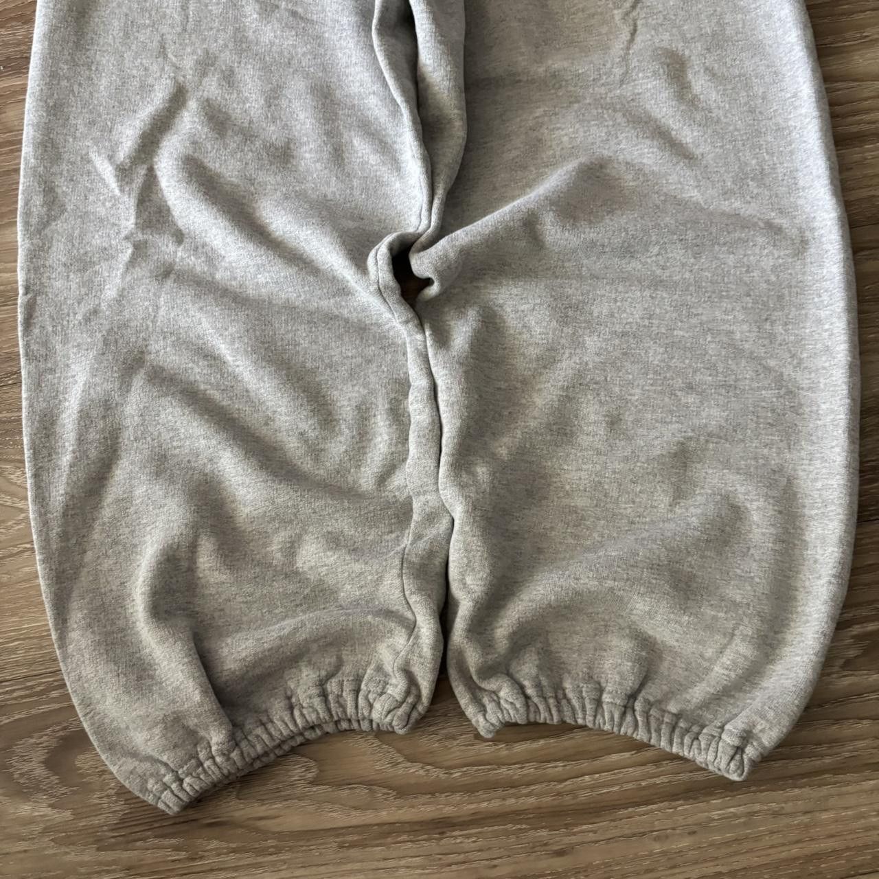 Japanese Brand Crazy Vintage Y2K/2000s Baggy Grey Skater Essential Sweatpants! Fits L Size US 36 / EU 52 - 5 Thumbnail