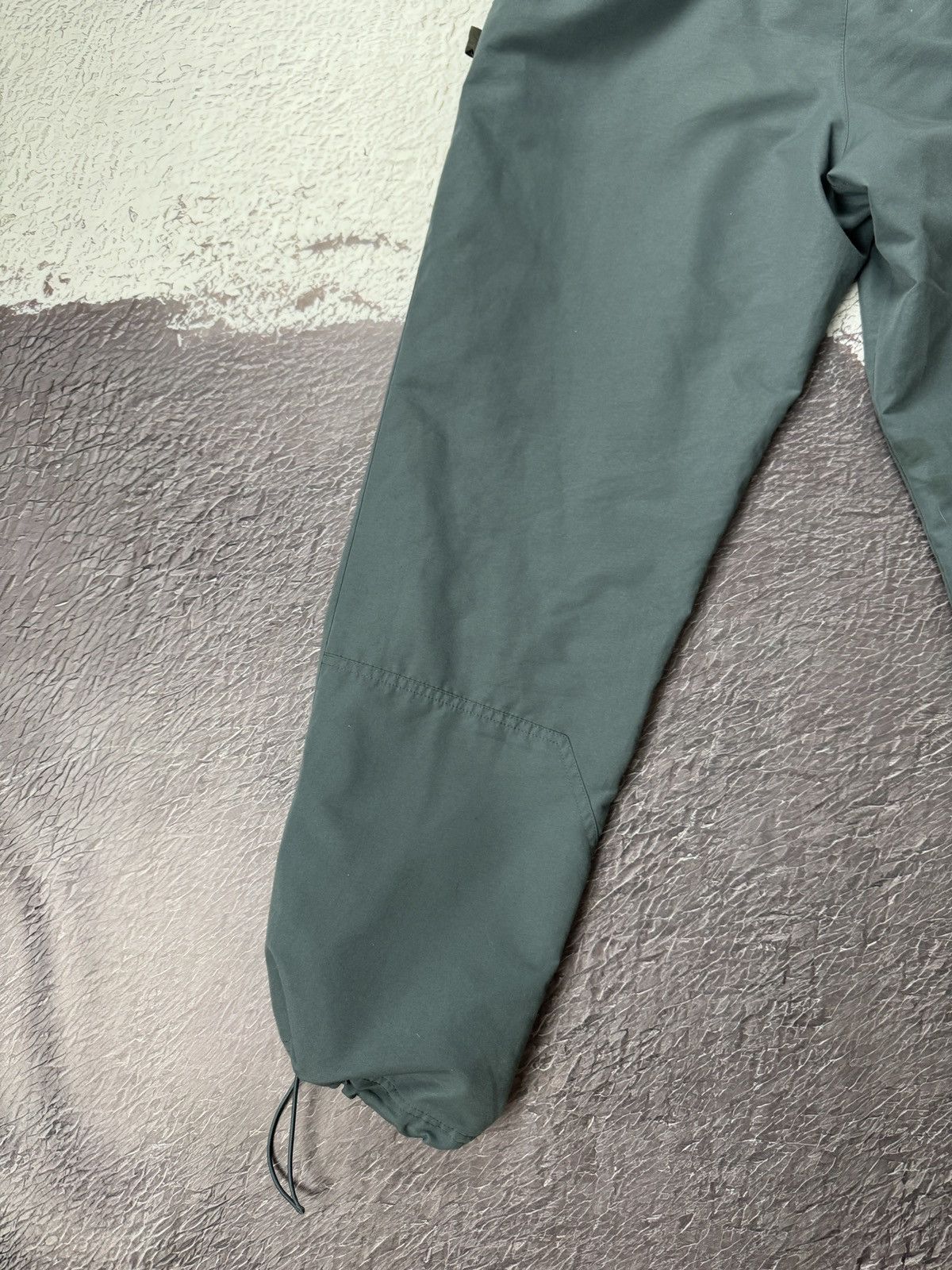 Adidas Adidas vintage y2k drill tightening track pants drill hype Size US 34 / EU 50 - 13 Thumbnail