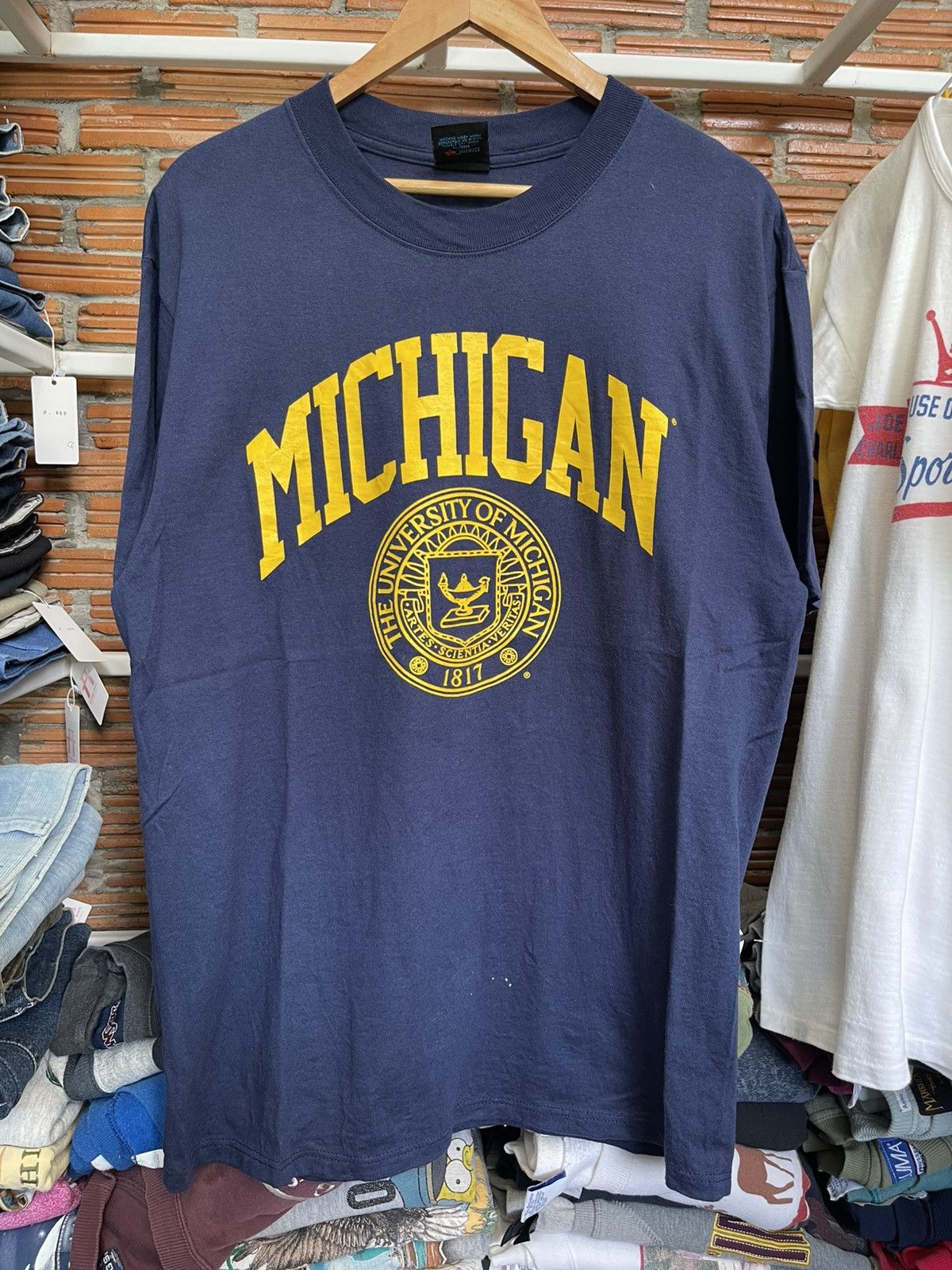 Vintage University Michigan T shirt L