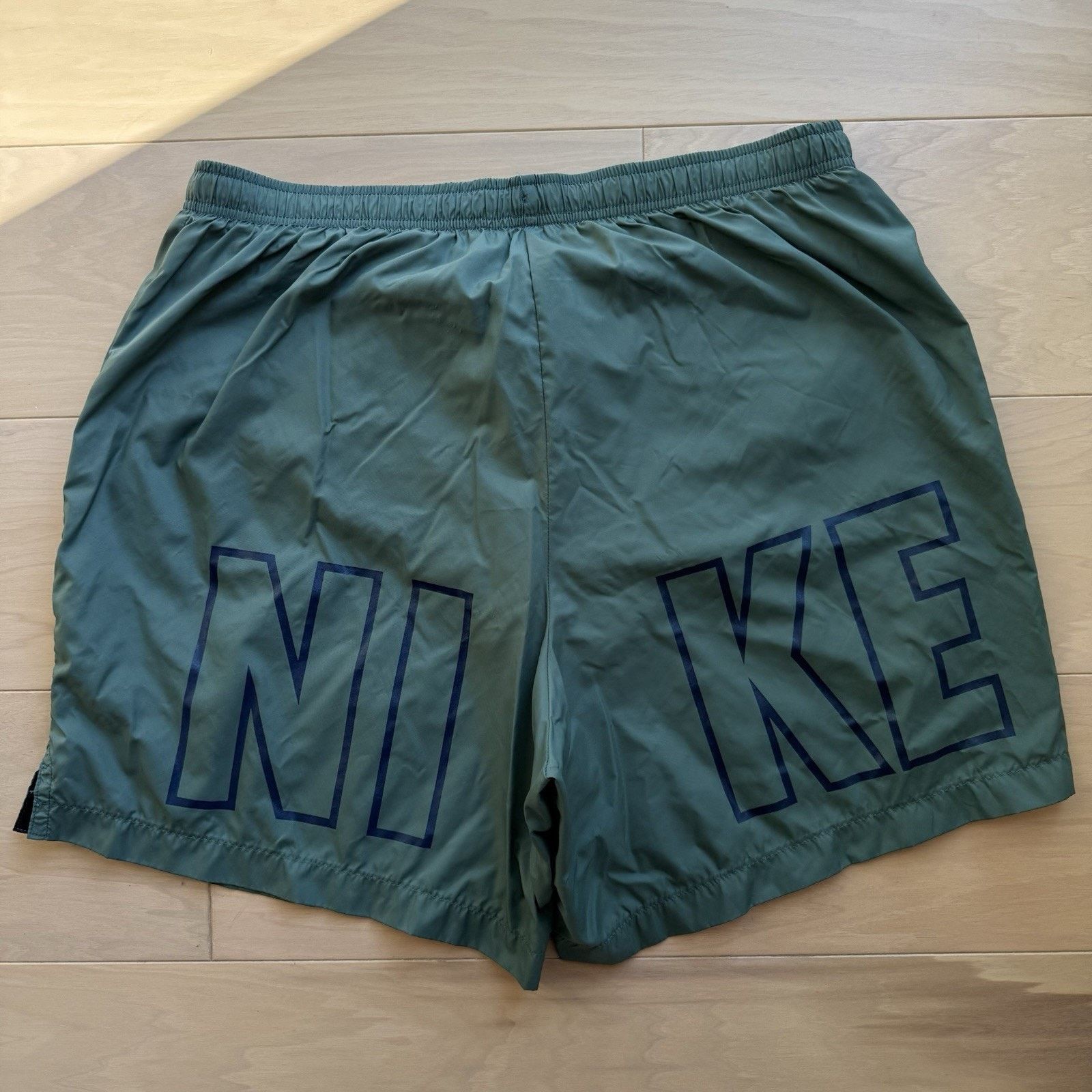 Nike × Vintage Vintage Nike Swim Trunks XL Green 90s Sportswear Lined Short Size US 34 / EU 50 - 2 Thumbnail